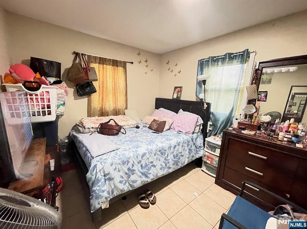 Newark, New Jersey, 07104, United States, 7 Bedrooms Bedrooms, ,4 BathroomsBathrooms,Residential,For Sale,1980017