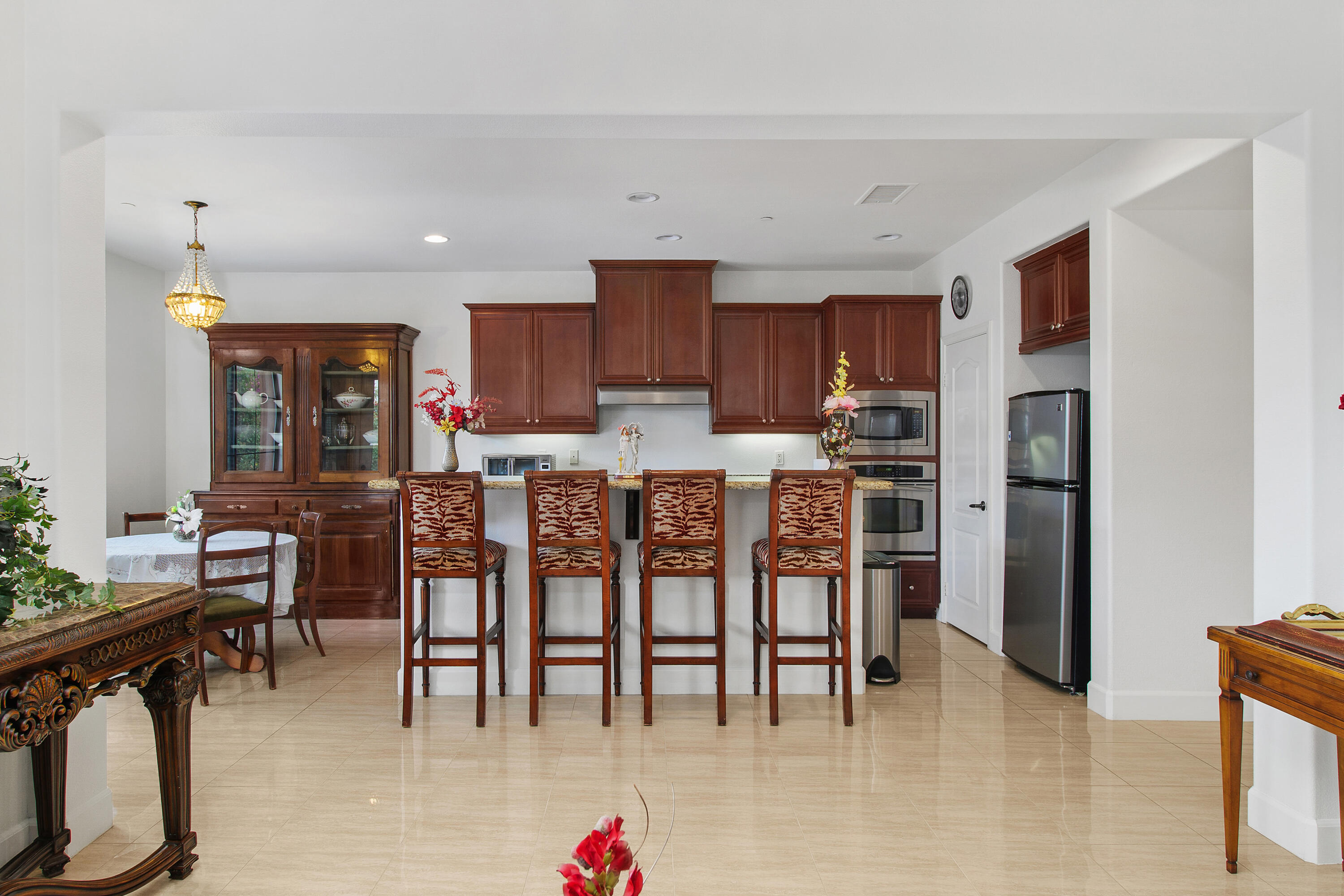 Palm Desert, California, 92260, United States, 2 Bedrooms Bedrooms, ,3 BathroomsBathrooms,Residential,For Sale,1744542