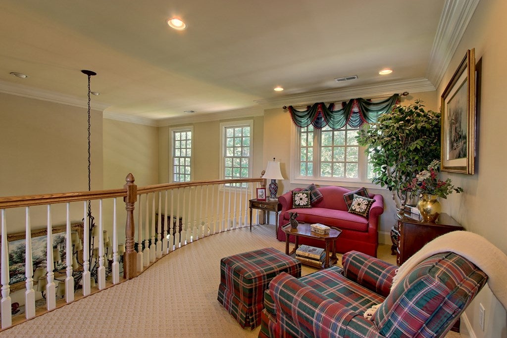 Hayesville, North Carolina, 28904, United States, 5 Bedrooms Bedrooms, ,5 BathroomsBathrooms,Residential,For Sale,1913677