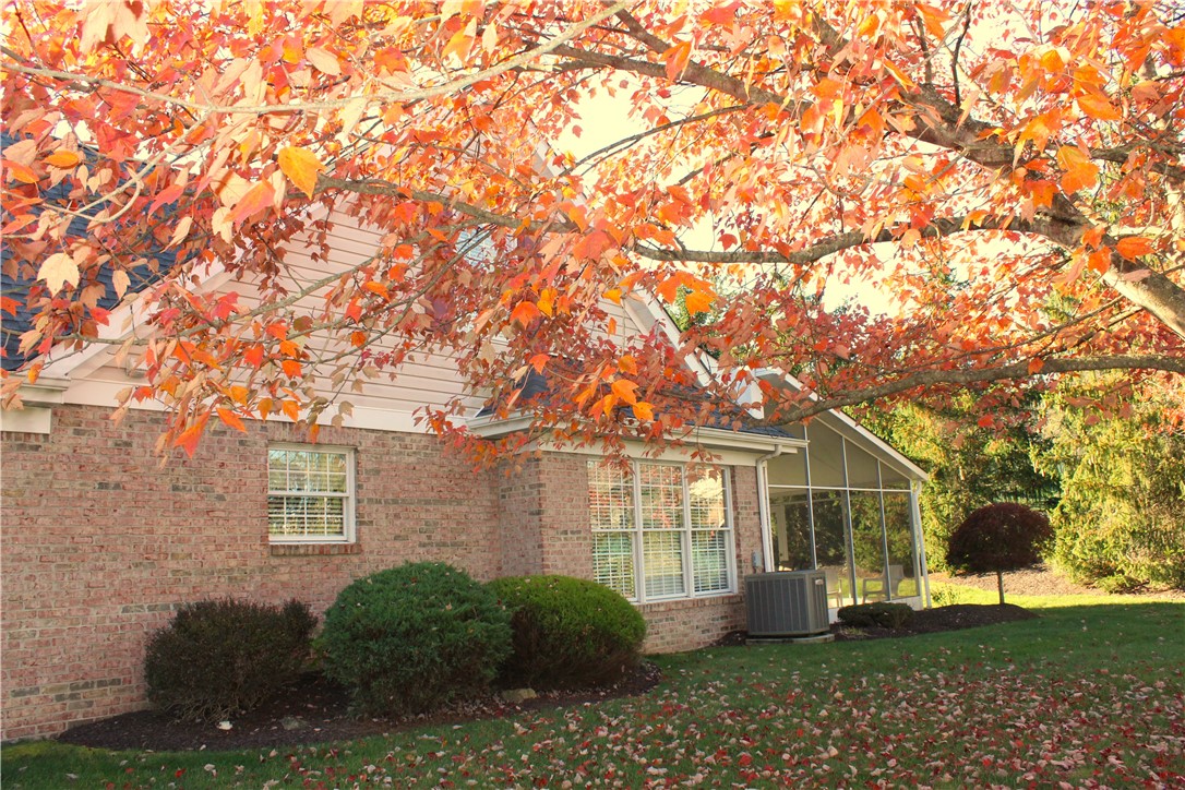 North Strabane, Pennsylvania, 15317, United States, 3 Bedrooms Bedrooms, ,3 BathroomsBathrooms,Residential,For Sale,1985383