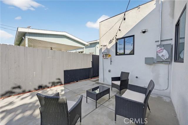 Los Angeles, California, 90044, United States, ,Residential,For Sale,1997733