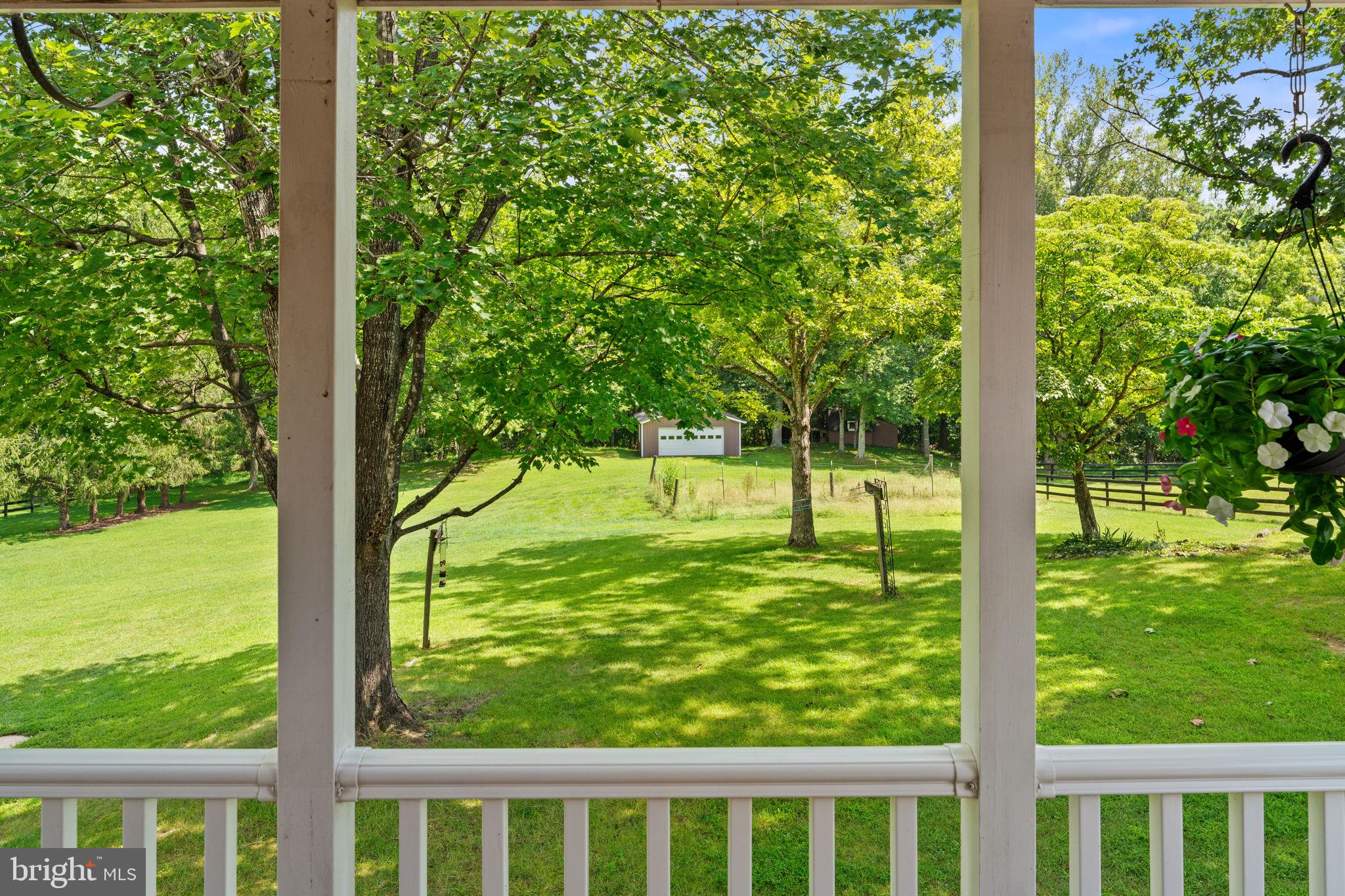 Marshall, Virginia, 20115, United States, 3 Bedrooms Bedrooms, ,2 BathroomsBathrooms,Residential,For Sale,1937903