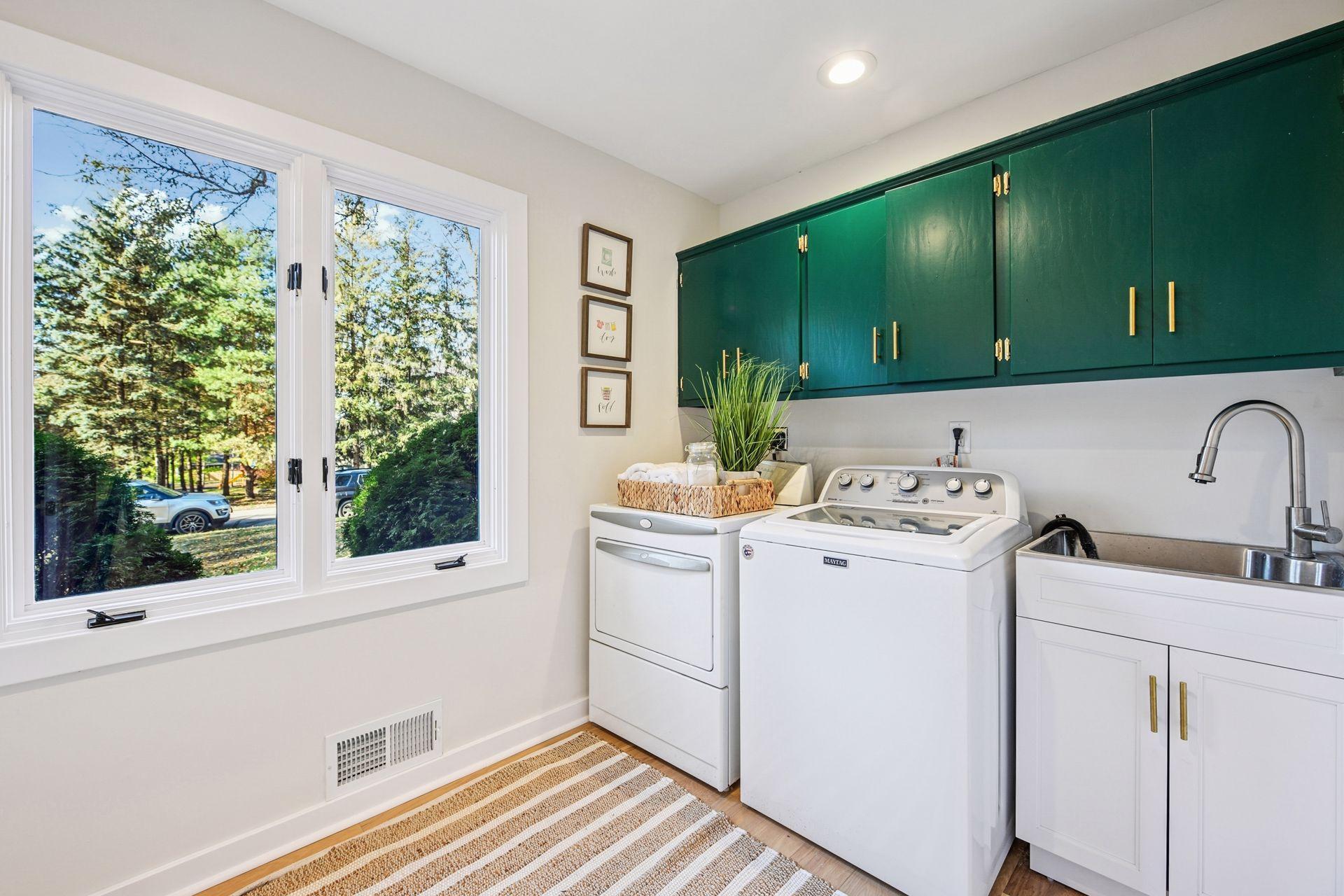 Wayzata, Minnesota, 55391, United States, 5 Bedrooms Bedrooms, ,3 BathroomsBathrooms,Residential,For Sale,1991556