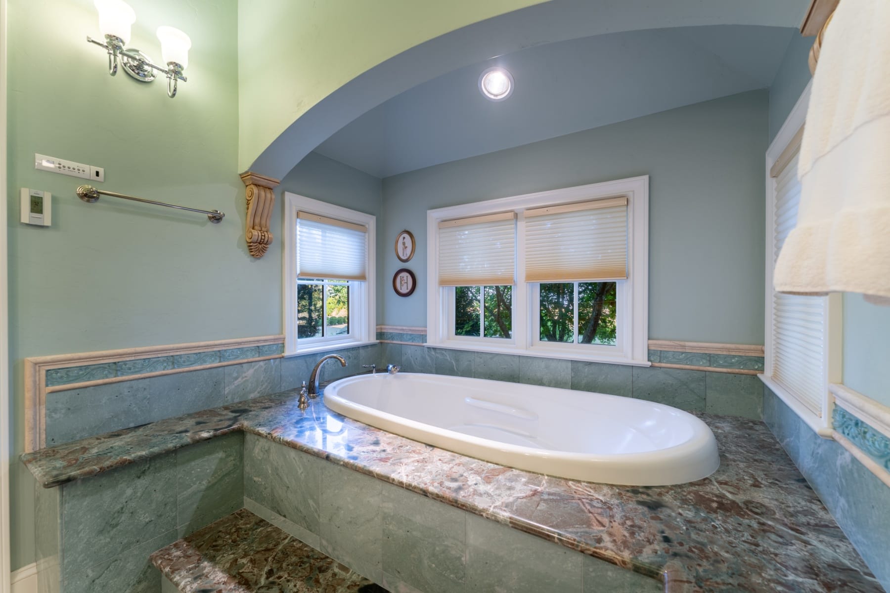  9009 SE EOLA HILLS RD Amity, OR 97101 - 物件實景
