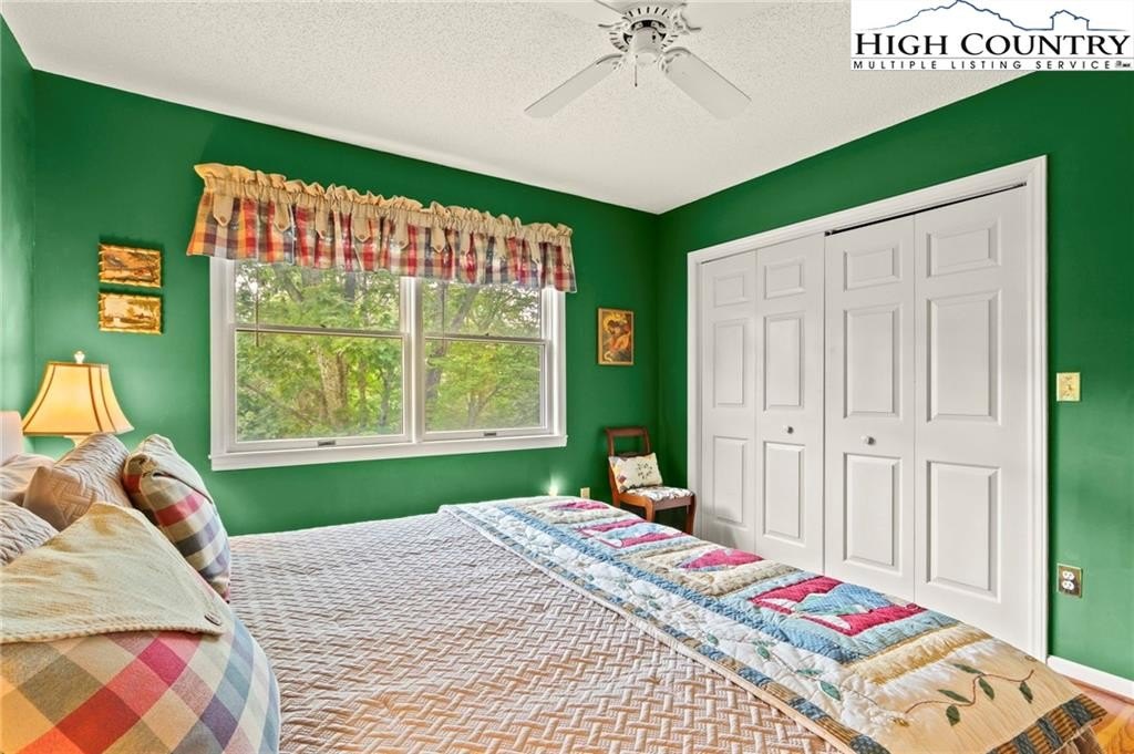 Boone, North Carolina, 28607, United States, 3 Bedrooms Bedrooms, ,3 BathroomsBathrooms,Residential,For Sale,1941298