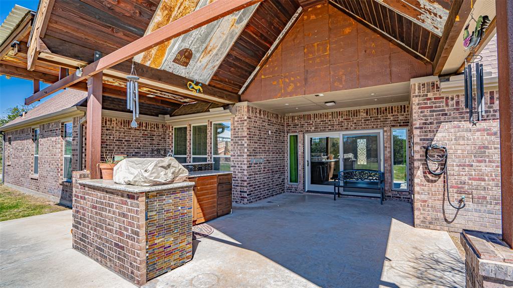 Azle, Texas, 76020, United States, 5 Bedrooms Bedrooms, ,4 BathroomsBathrooms,Residential,For Sale,1978324