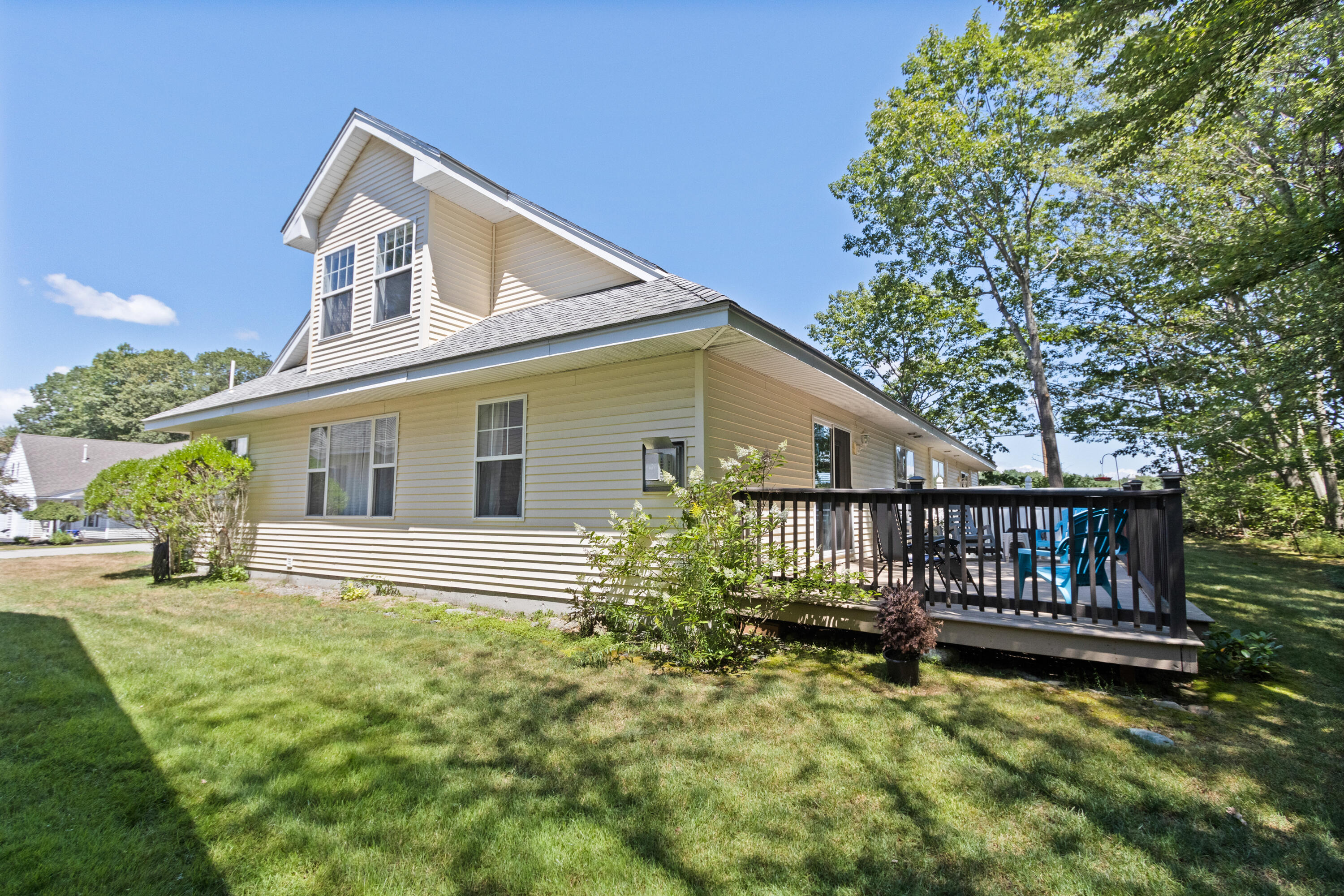 Old Orchard Beach, Maine, 04064, United States, 3 Bedrooms Bedrooms, ,2 BathroomsBathrooms,Residential,For Sale,1906267