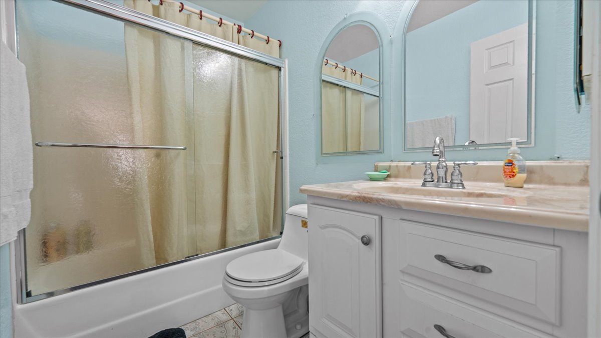 Corona, California, 92881, United States, 5 Bedrooms Bedrooms, ,3 BathroomsBathrooms,Residential,For Sale,1983465