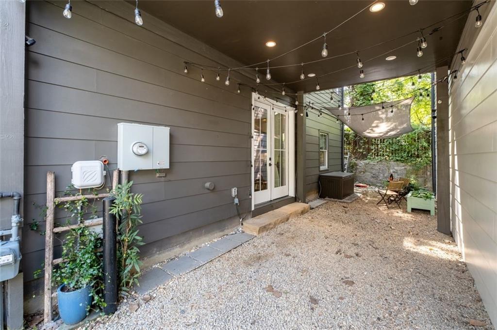 Atlanta, Georgia, 30324, United States, 3 Bedrooms Bedrooms, ,3 BathroomsBathrooms,Residential,For Sale,1948328