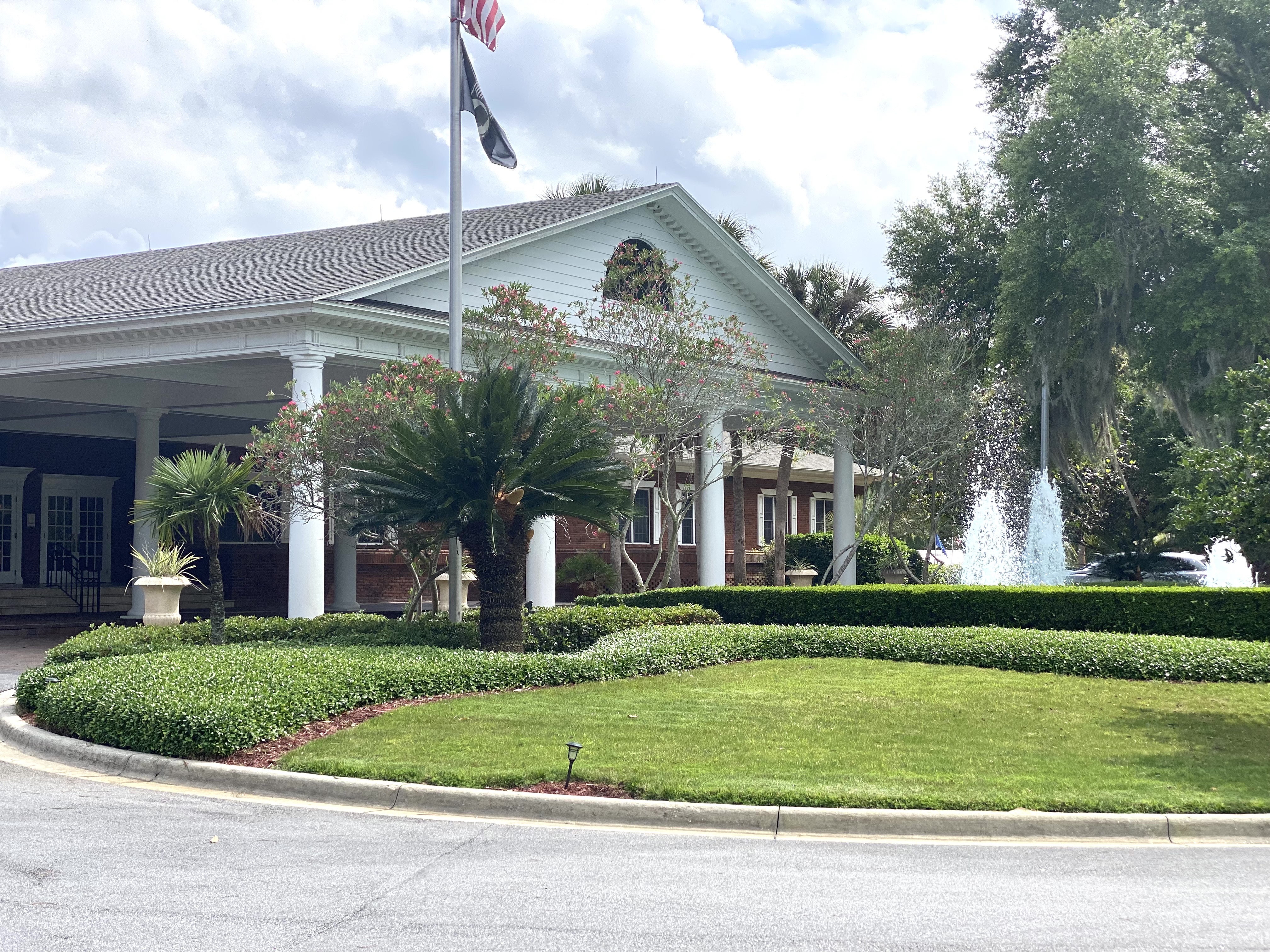 Lady Lake, Florida, 32159, United States, 4 Bedrooms Bedrooms, ,3 BathroomsBathrooms,Residential,For Sale,2001530