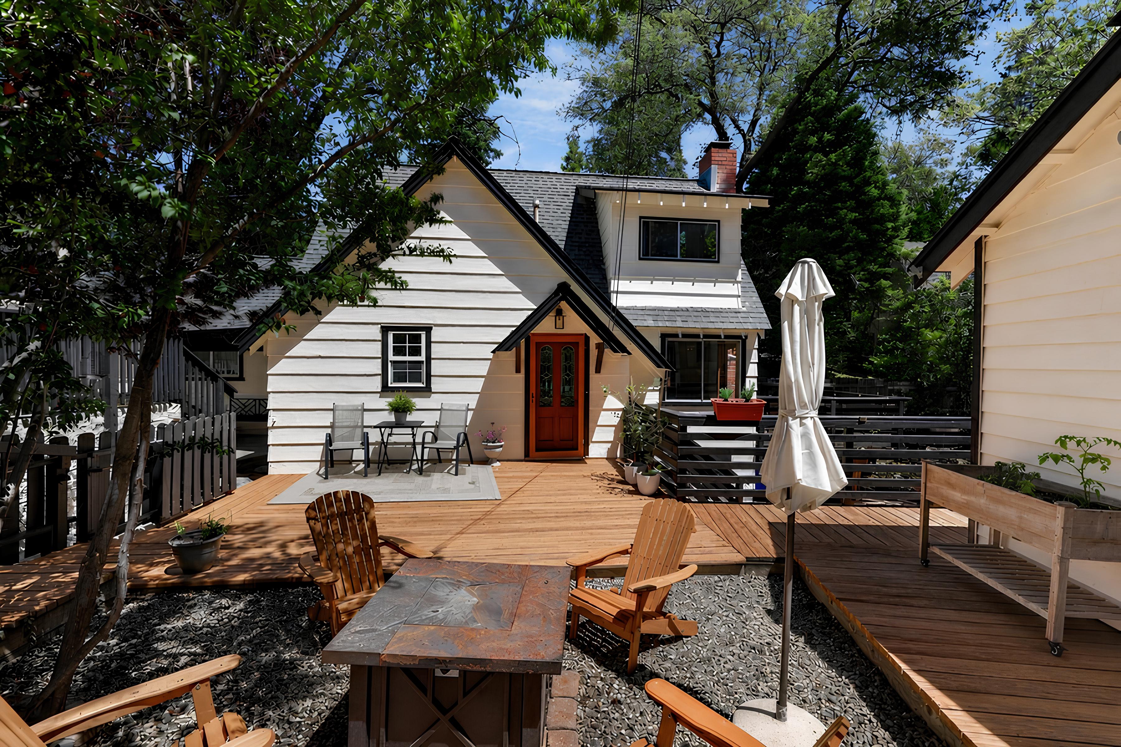  335 Oak Drive, Lake Arrowhead, CA 92352 - 物件實景