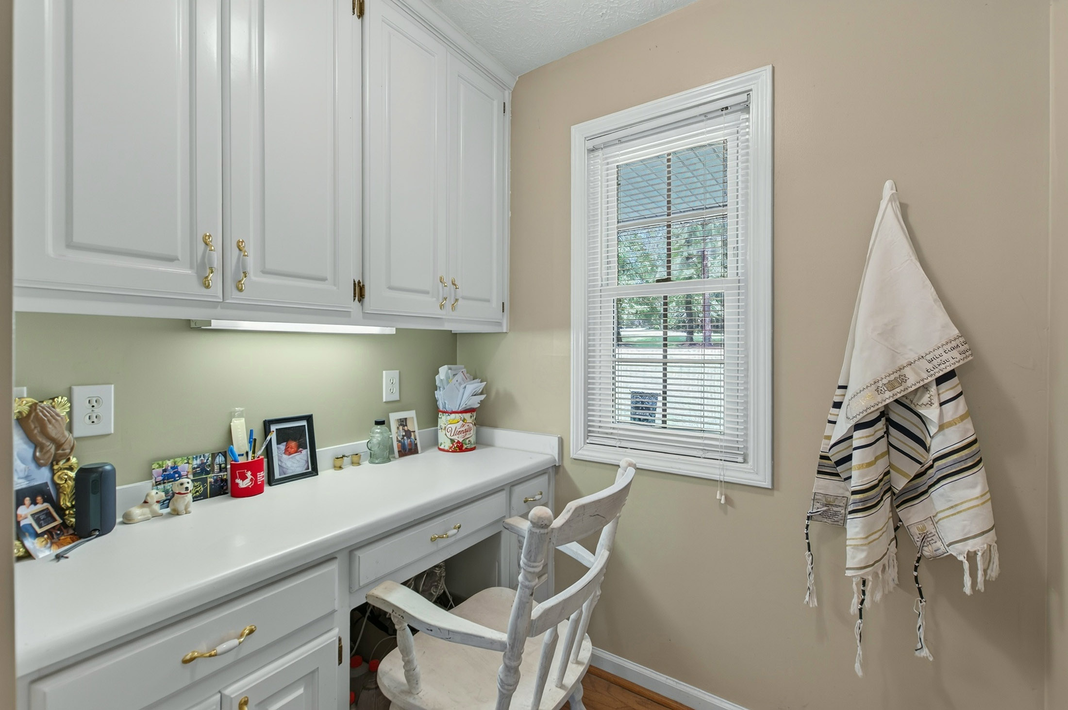  Charming Home on an Expansive 2.8+/- Acre Corner Lot - 物件實景