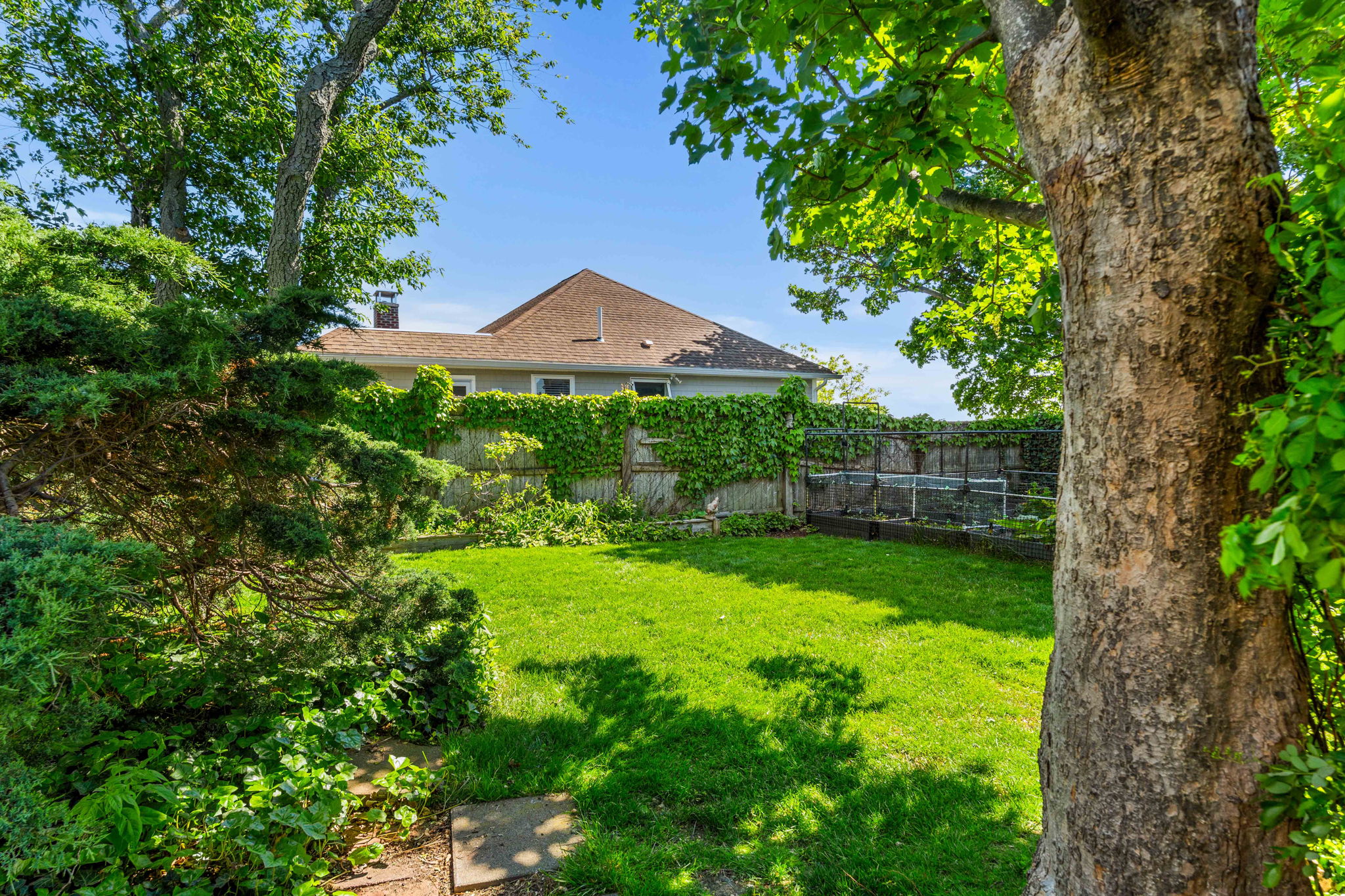  26 Karolyn Circle, Nahant, MA, 01908 - 物件實景