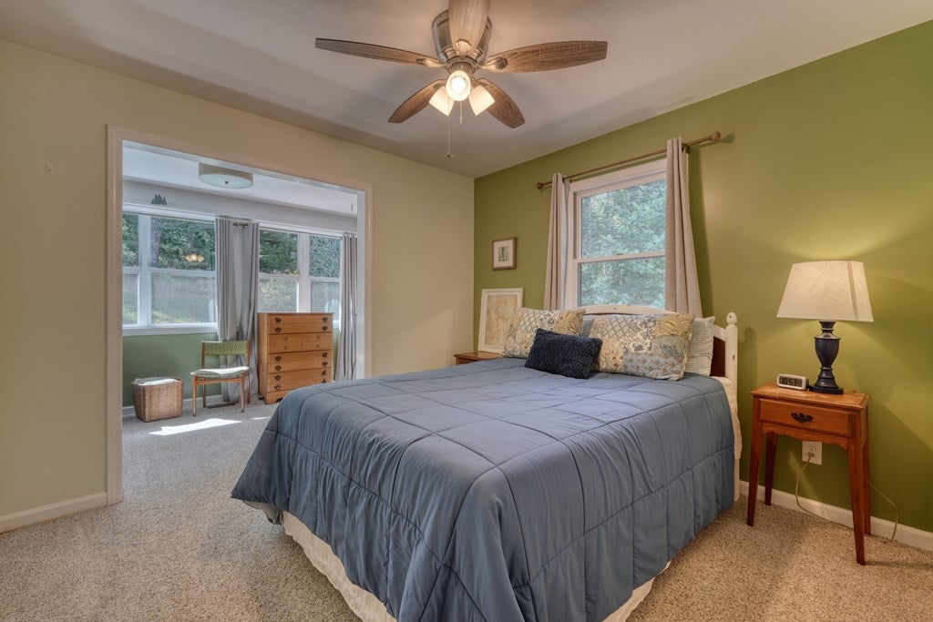 Blairsville, Georgia, 30512, United States, 2 Bedrooms Bedrooms, ,2 BathroomsBathrooms,Residential,For Sale,1932142