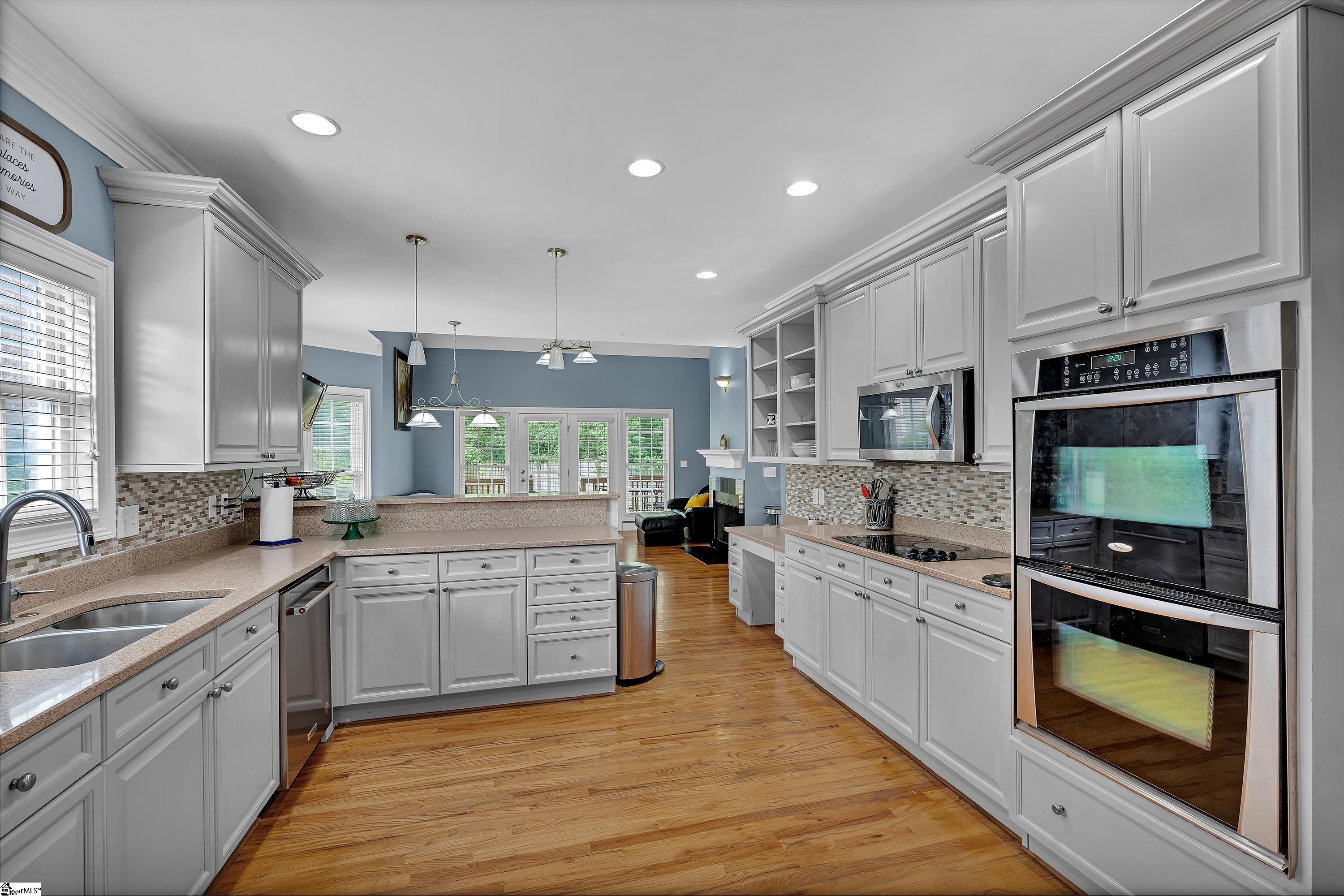 Greenville, South Carolina, 29615, United States, 4 Bedrooms Bedrooms, ,3 BathroomsBathrooms,Residential,For Sale,1918142