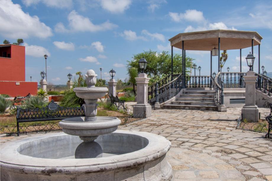 San Miguel de Allende, Guanajuato, 37713, Mexico, 3 Bedrooms Bedrooms, ,5 BathroomsBathrooms,Residential,For Sale,1714548
