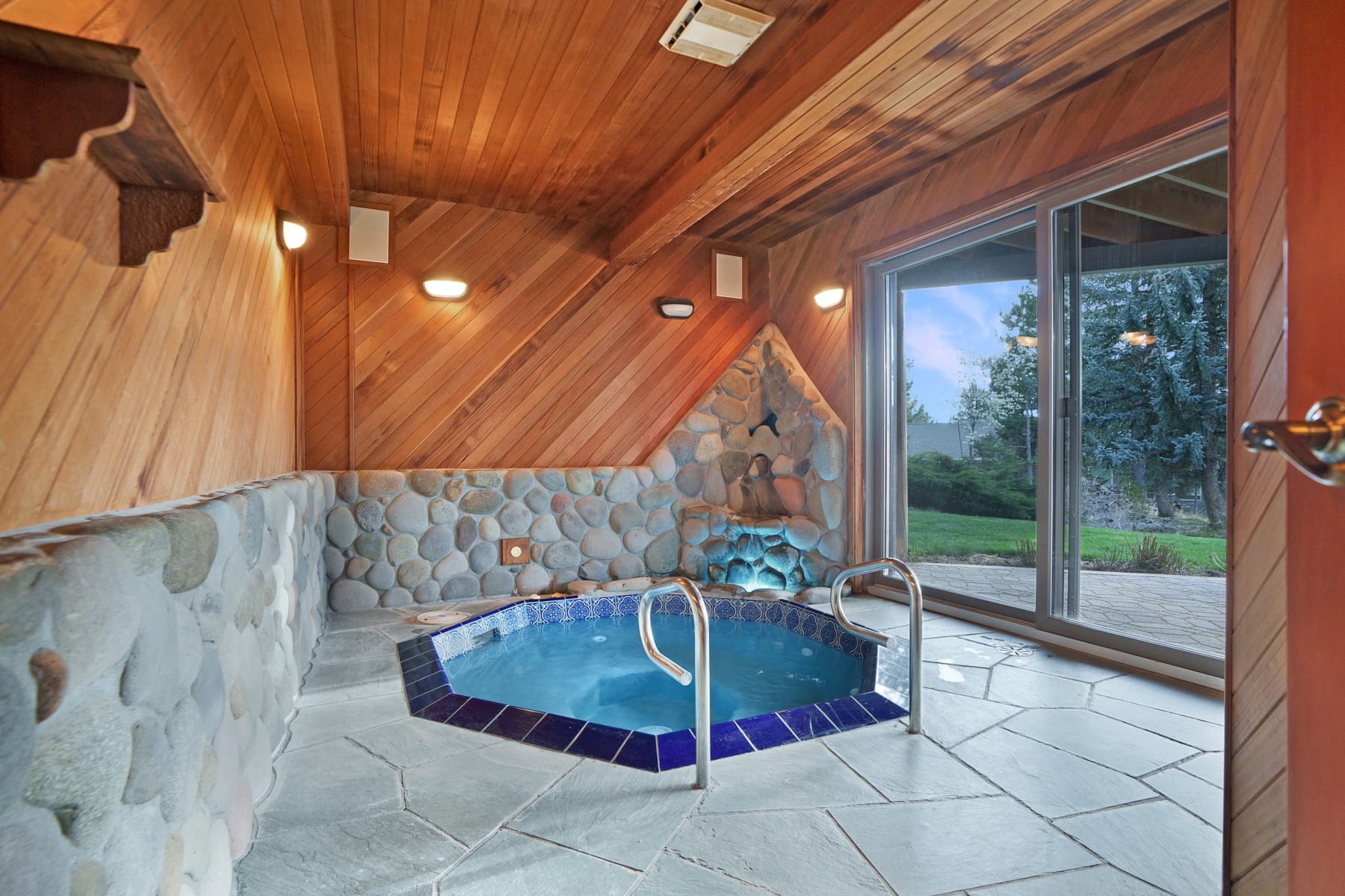  2889 NW Starview Drive Bend, OR 97703 - 物件實景