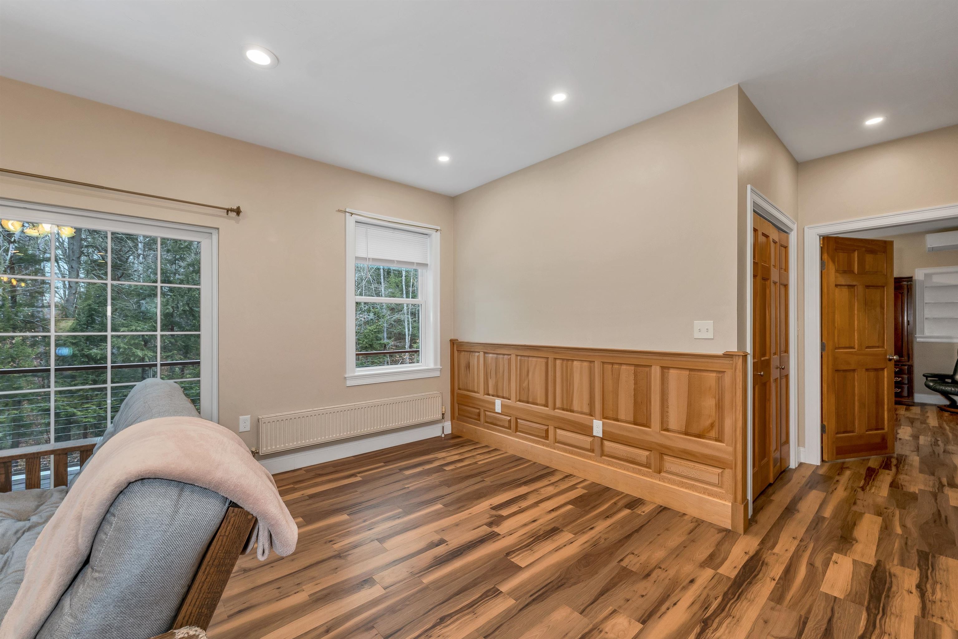 Meredith, New Hampshire, 03253, United States, 4 Bedrooms Bedrooms, ,2 BathroomsBathrooms,Residential,For Sale,1998295