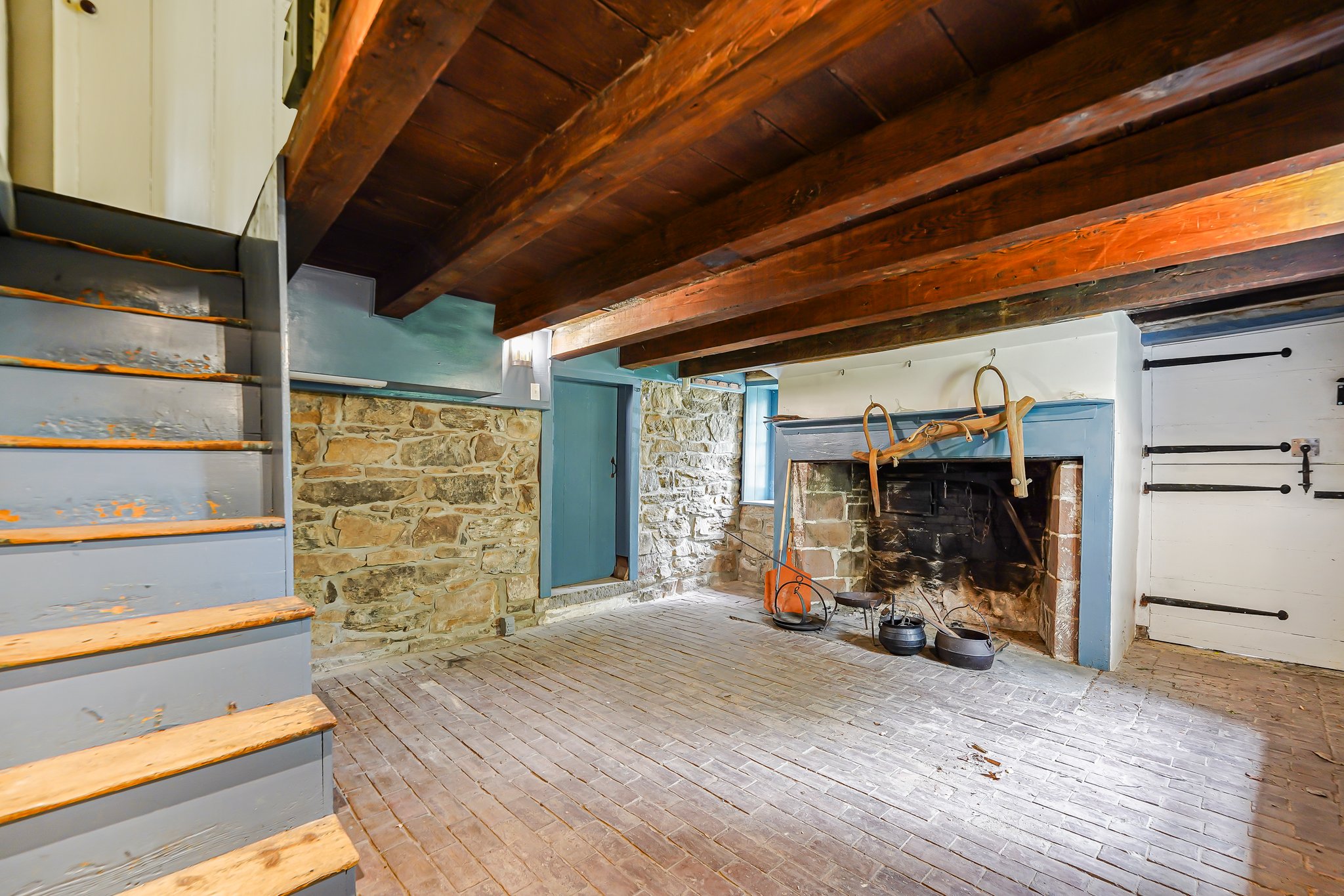 Montville Twp, New Jersey, 07058, United States, 3 Bedrooms Bedrooms, ,2 BathroomsBathrooms,Residential,For Sale,1879180