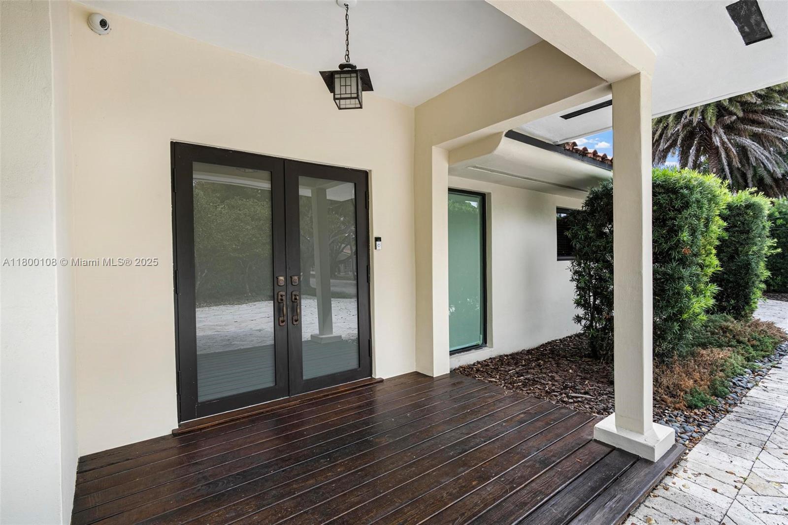 North Miami, Florida, 33181, United States, 5 Bedrooms Bedrooms, ,5 BathroomsBathrooms,Residential,For Sale,1804760