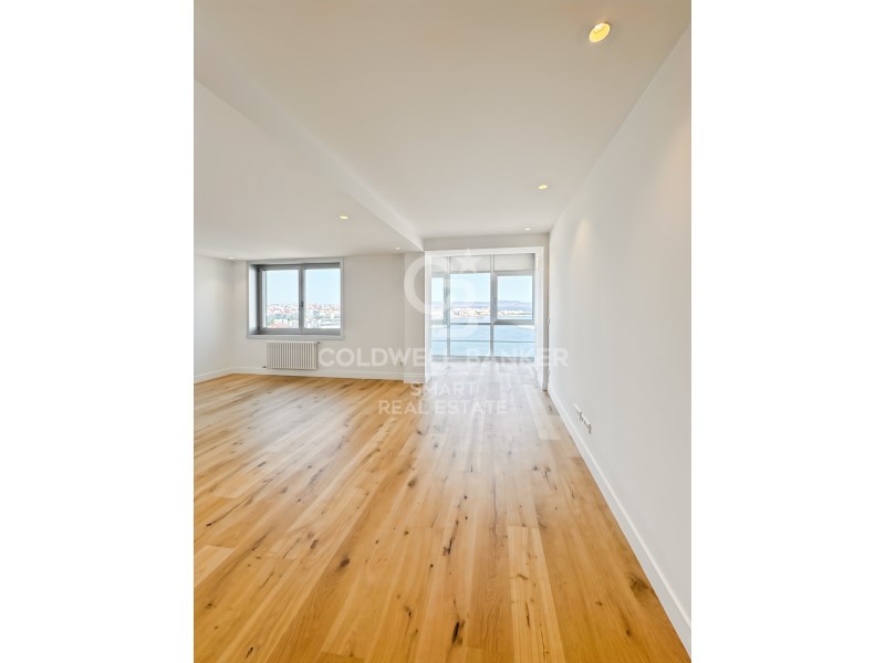 A Coruña, Galicia, 15006, ES, 3 Bedrooms Bedrooms, ,2 BathroomsBathrooms,Residential,For Sale,1932628