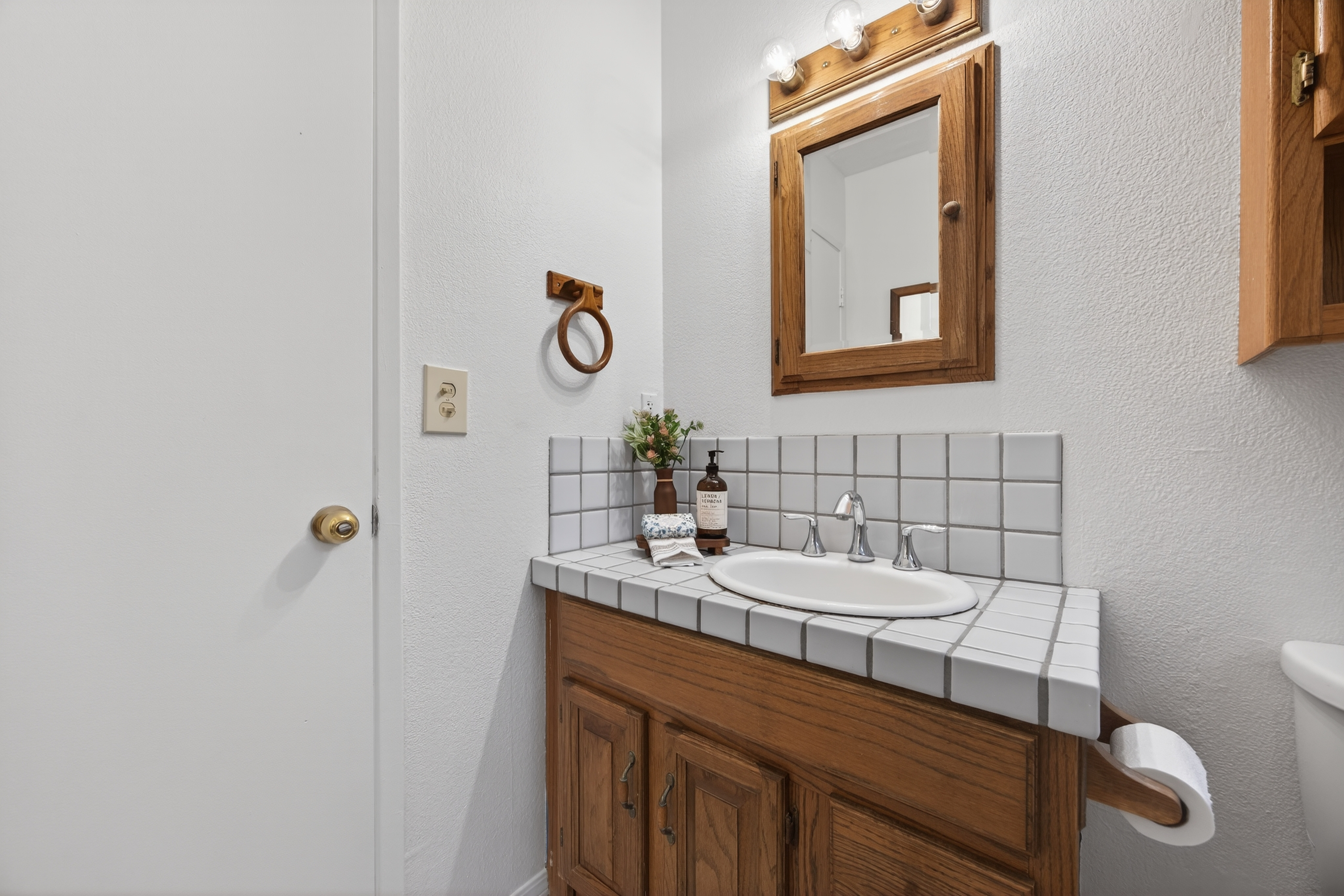  80 Pathelen Avenue, Oak View, CA 93022 - 物件實景