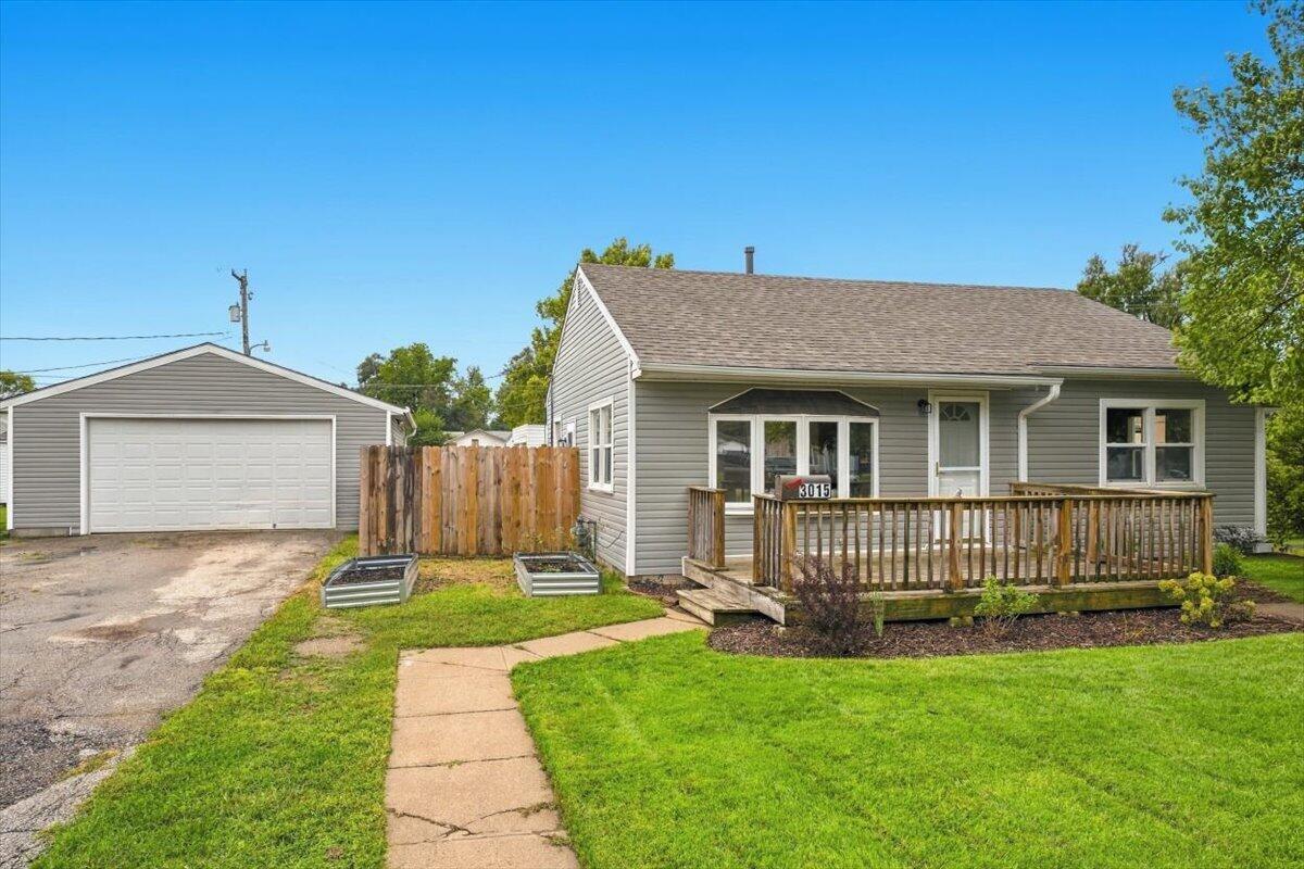7th Ave, Council Bluffs, IA 51501