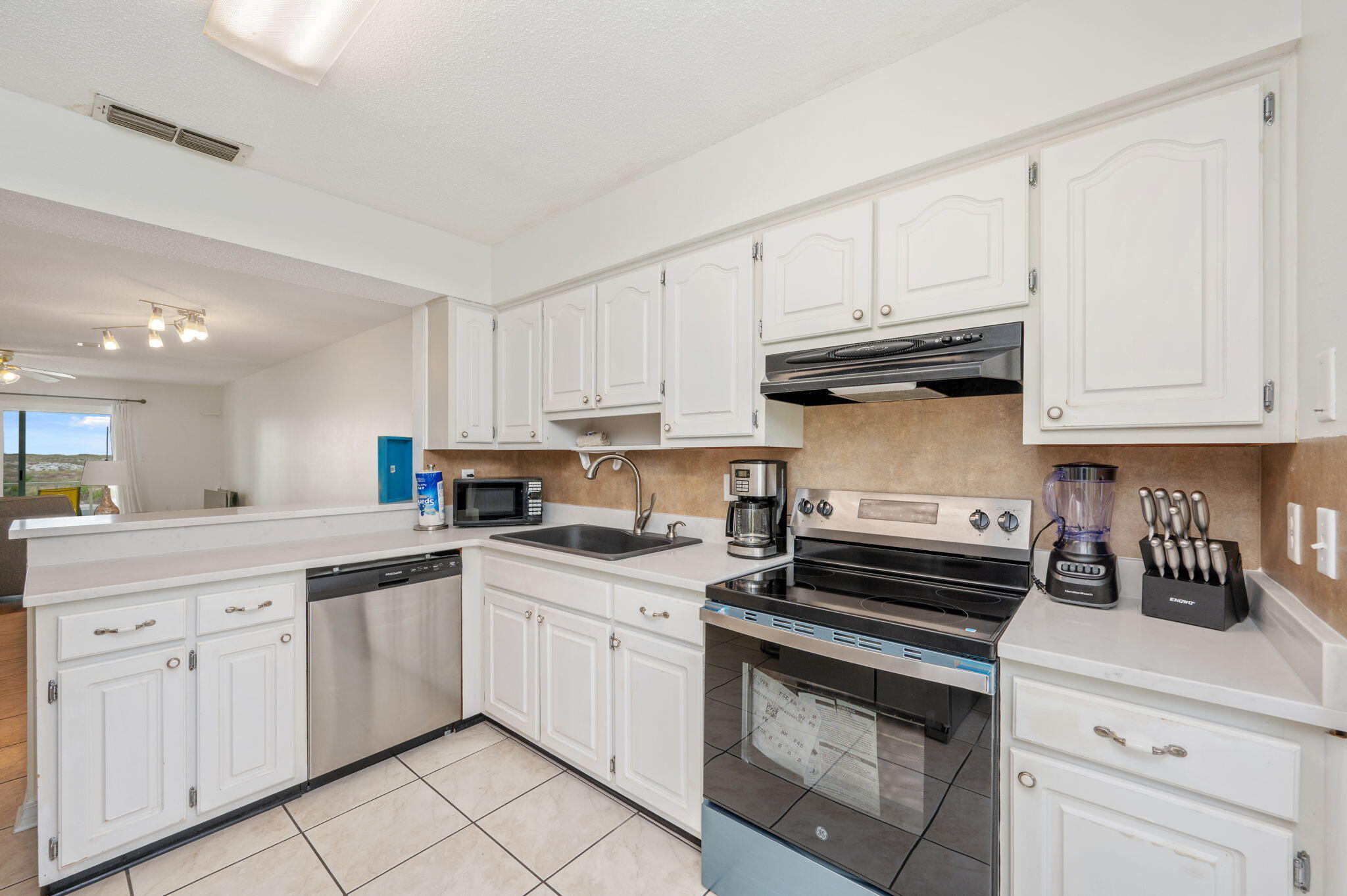 Navarre, Florida, 32566, United States, 2 Bedrooms Bedrooms, ,2 BathroomsBathrooms,Residential,For Sale,1989552