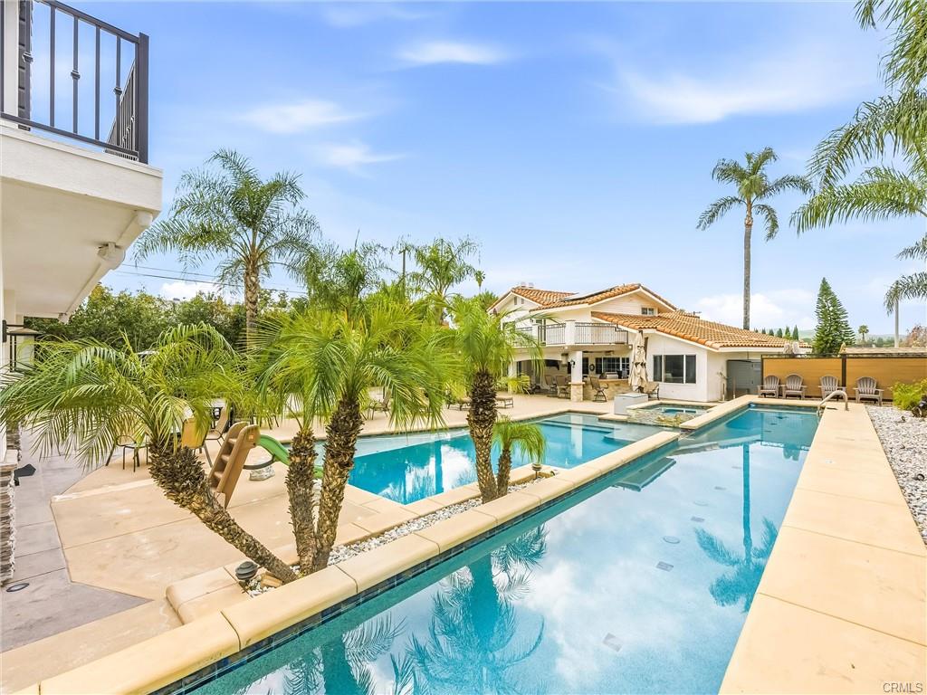 Redlands, California, 92373, United States, 5 Bedrooms Bedrooms, ,5 BathroomsBathrooms,Residential,For Sale,2012094