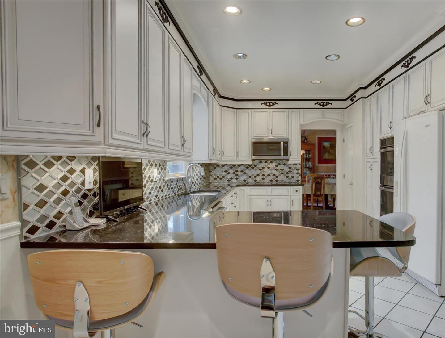 Chambersburg, Pennsylvania, 17202, United States, 5 Bedrooms Bedrooms, ,6 BathroomsBathrooms,Residential,For Sale,1989609