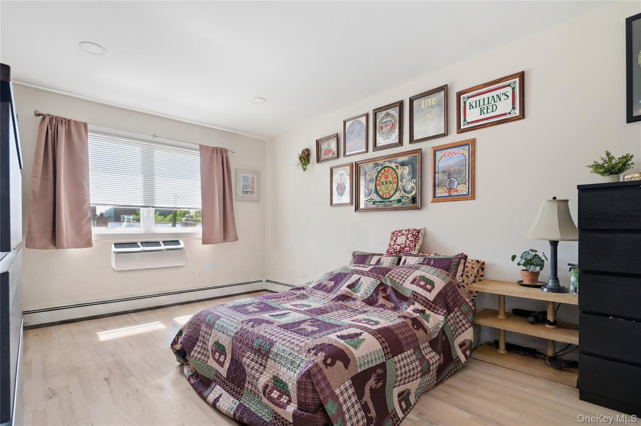  2511 44th Street, Astoria, NY, 11103 - 物件實景