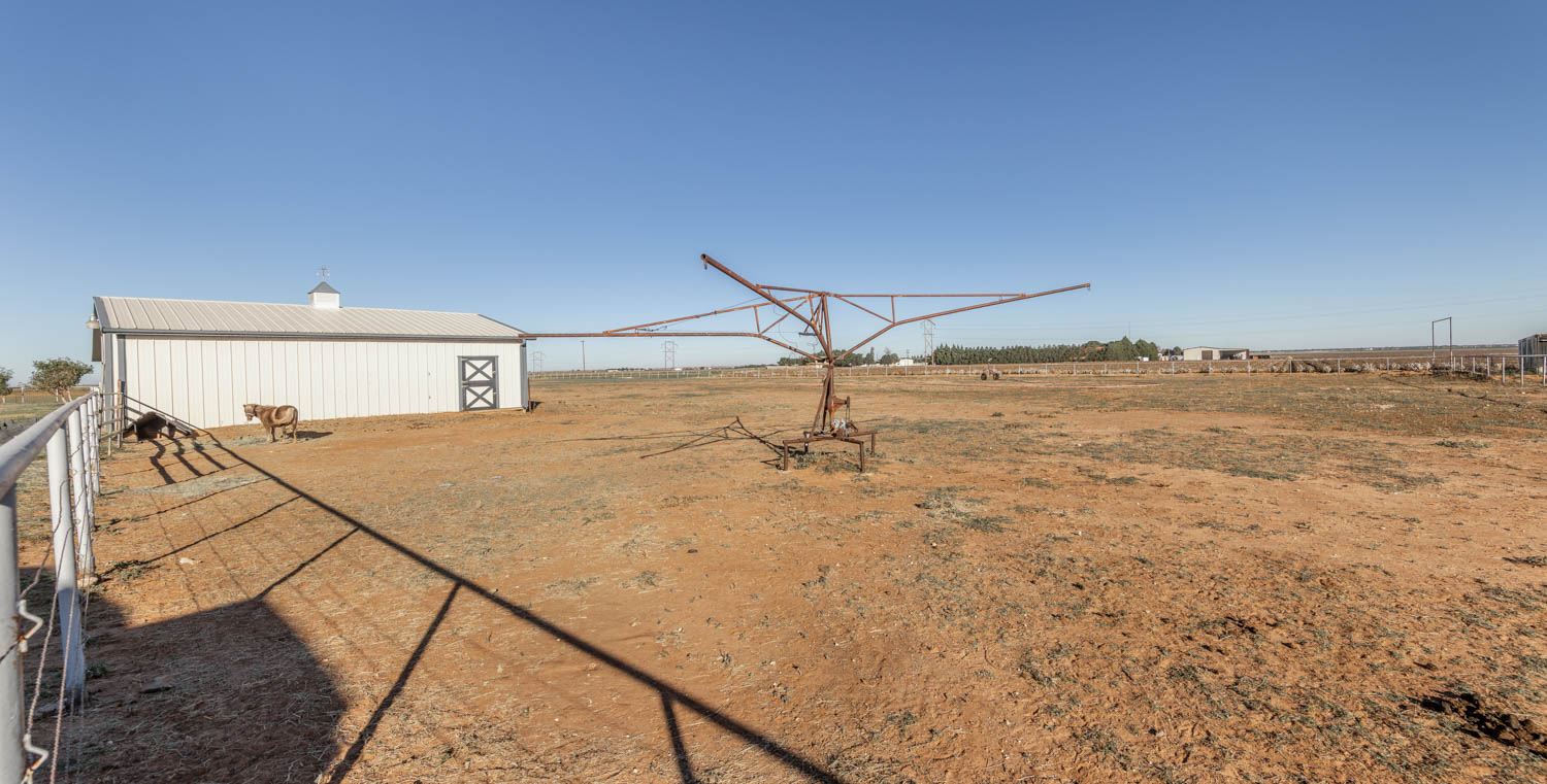 Levelland, Texas, 79336, United States, 4 Bedrooms Bedrooms, ,3 BathroomsBathrooms,Residential,For Sale,1901837