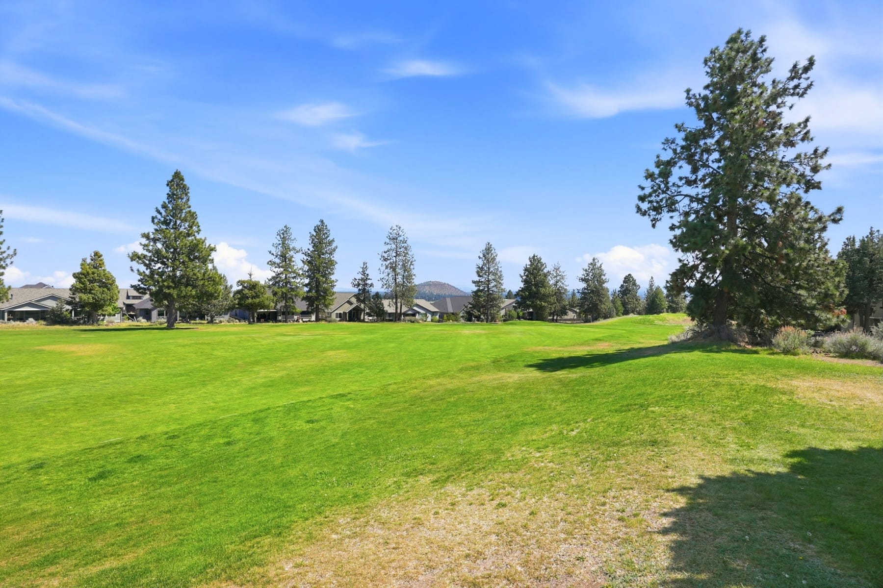  2964 NW Fairway Heights Drive Bend, OR 97703 - 物件實景