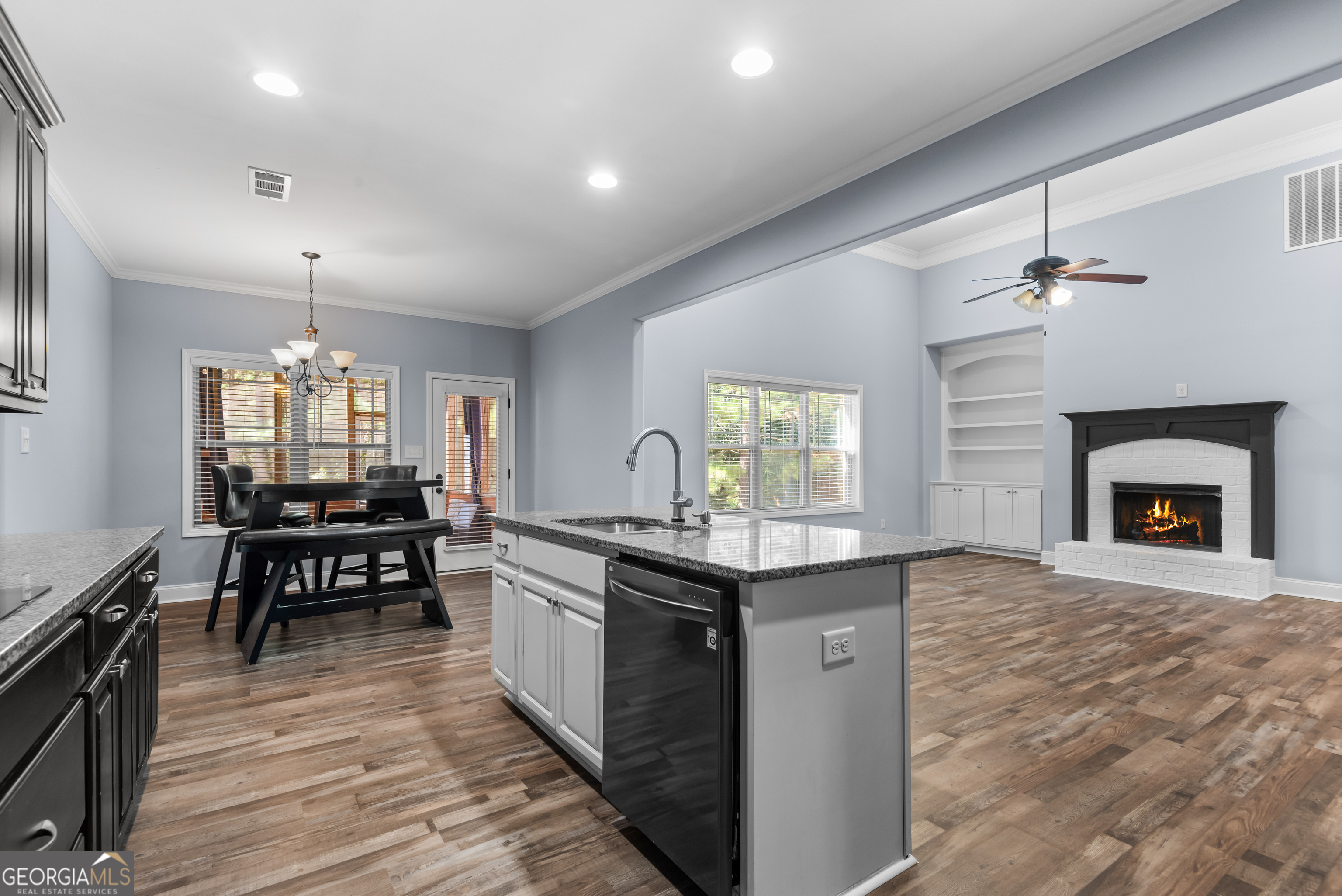 Williamson, Georgia, 30292, United States, 5 Bedrooms Bedrooms, ,4 BathroomsBathrooms,Residential,For Sale,1981614