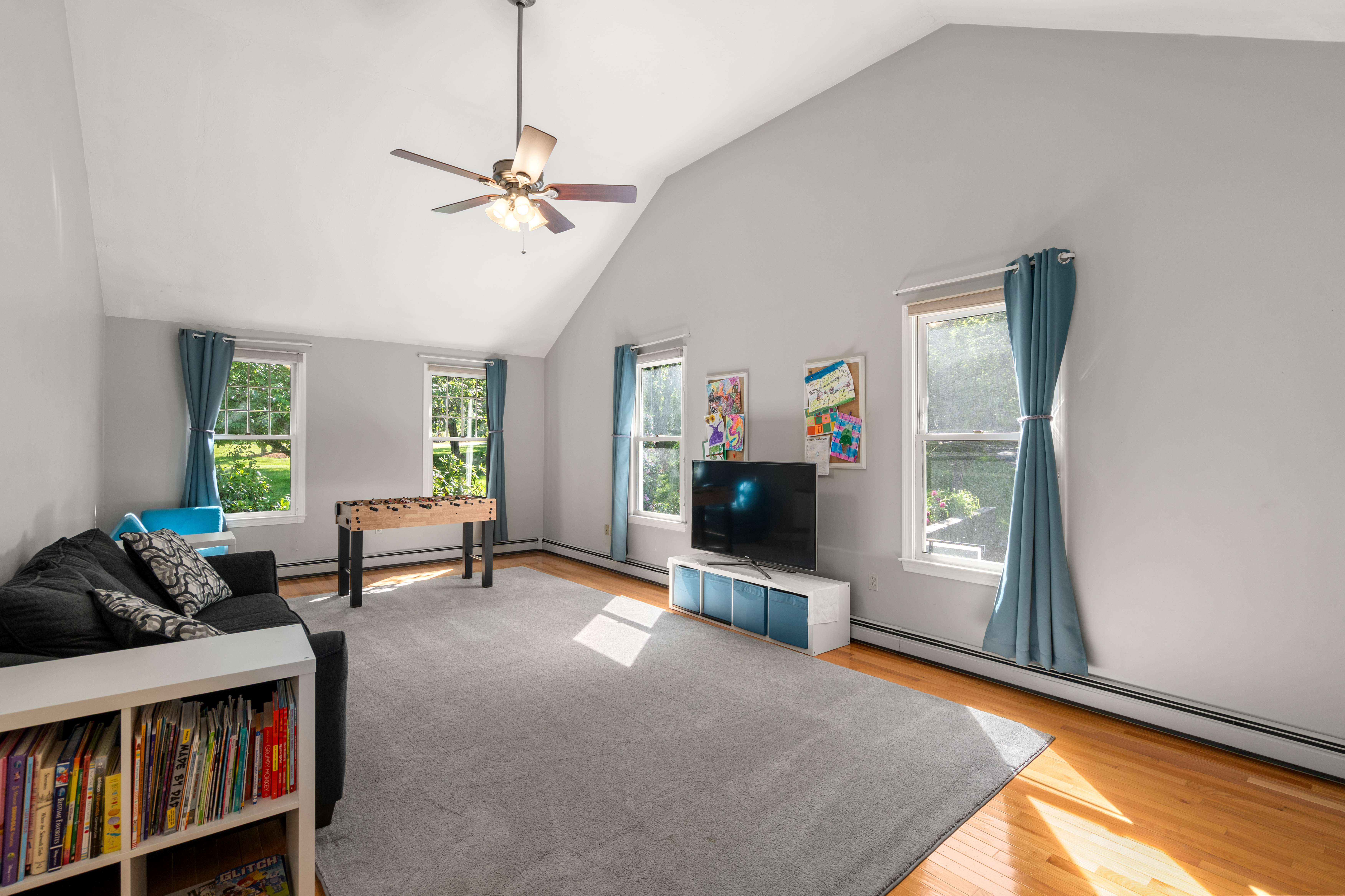  63 Pine Hill Road, Southborough, MA, 01772 - 物件實景