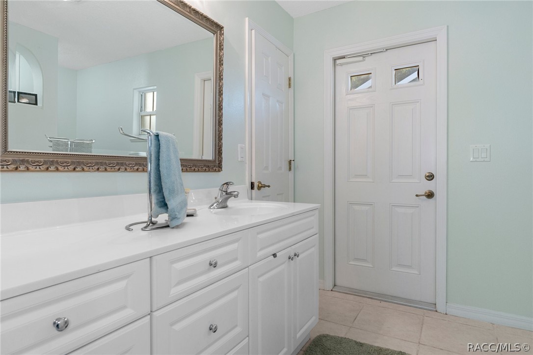 Dunnellon, Florida, 34431, United States, 4 Bedrooms Bedrooms, ,2 BathroomsBathrooms,Residential,For Sale,1920438