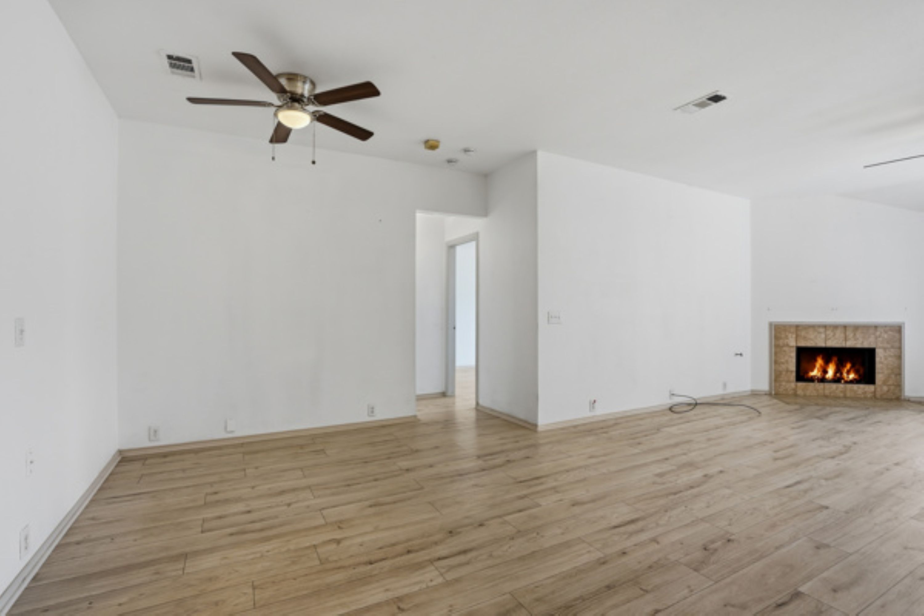  8424 Horse Whisper Lane, Fort Worth, TX, 76131 - 物件實景