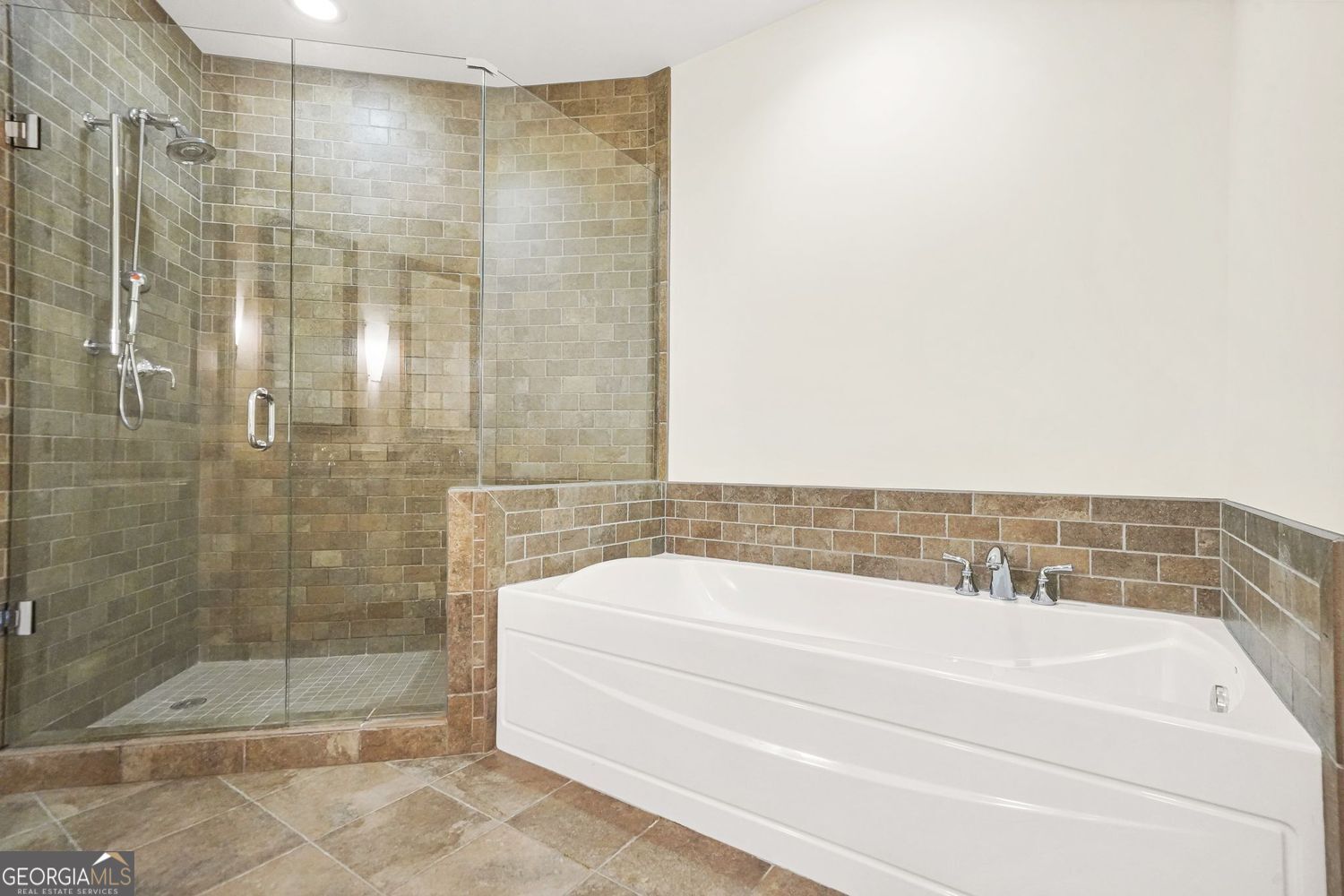 Atlanta, Georgia, 30363, United States, 2 Bedrooms Bedrooms, ,3 BathroomsBathrooms,Residential,For Sale,2012168