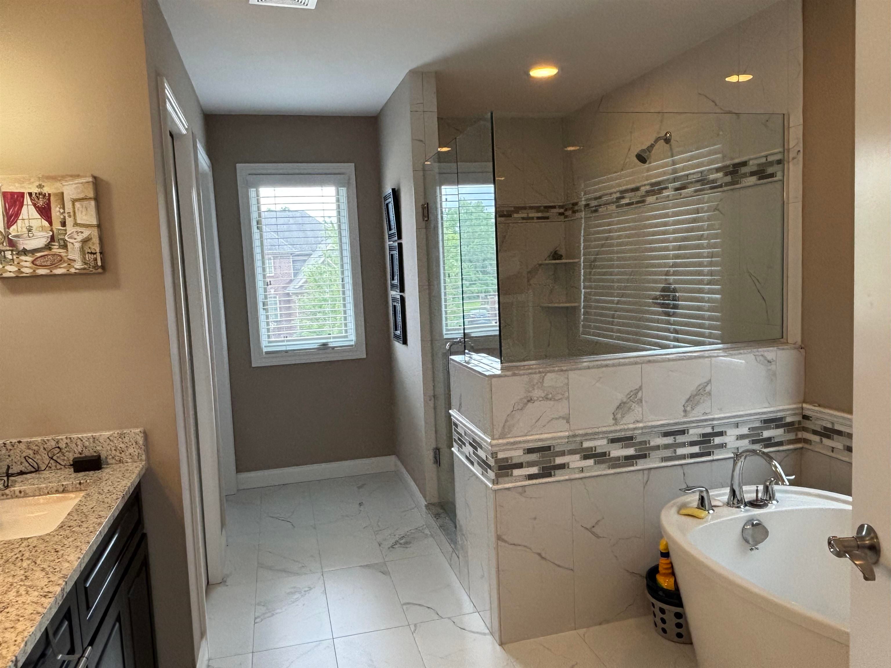 Shelby Twp, Michigan, 48316, United States, 4 Bedrooms Bedrooms, ,4 BathroomsBathrooms,Residential,For Sale,2005359