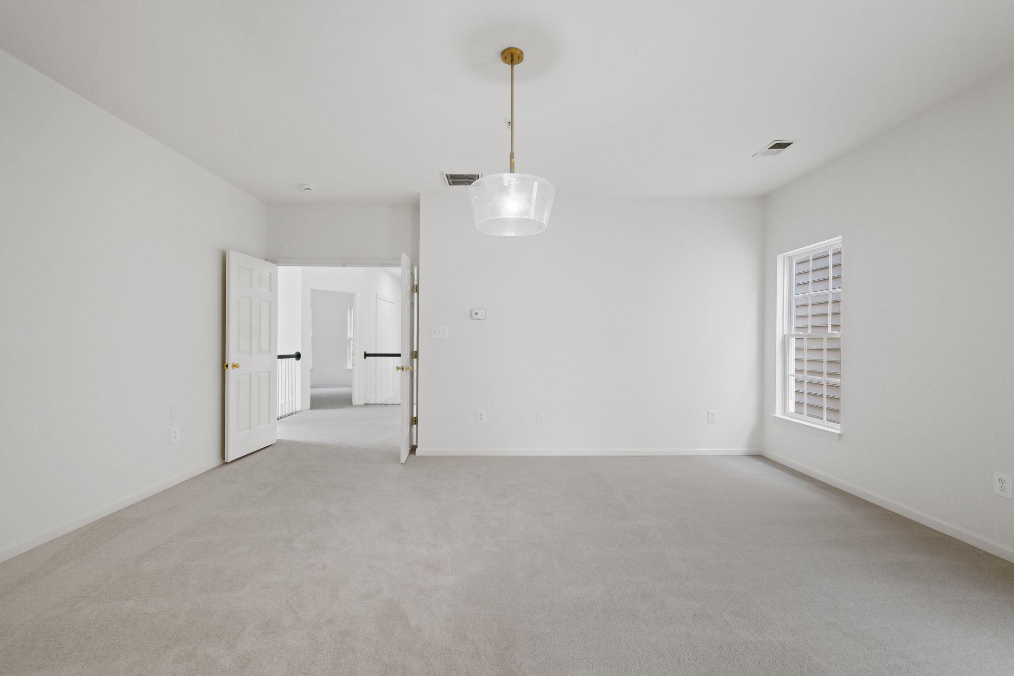  845 Lake Varuna Drive, Gaithersburg, MD, 20878 - 物件實景