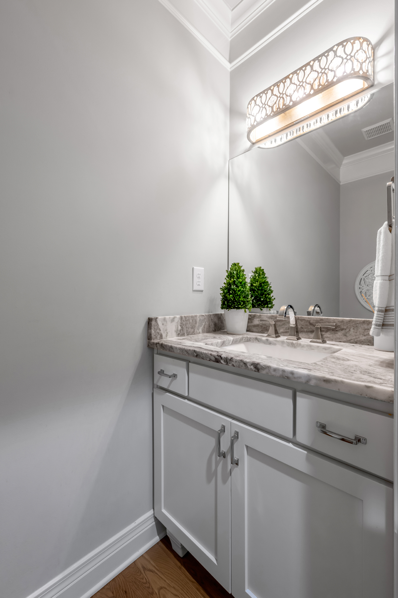  3128 Weymouth Court - 物件實景