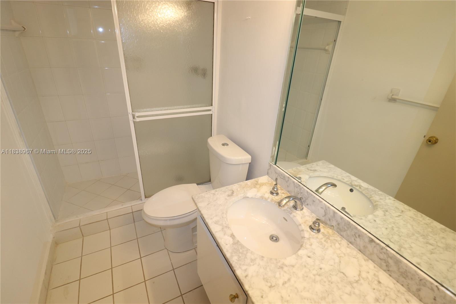 Miami Beach, Florida, 33140, United States, 2 Bedrooms Bedrooms, ,2 BathroomsBathrooms,Residential,For Sale,1890923