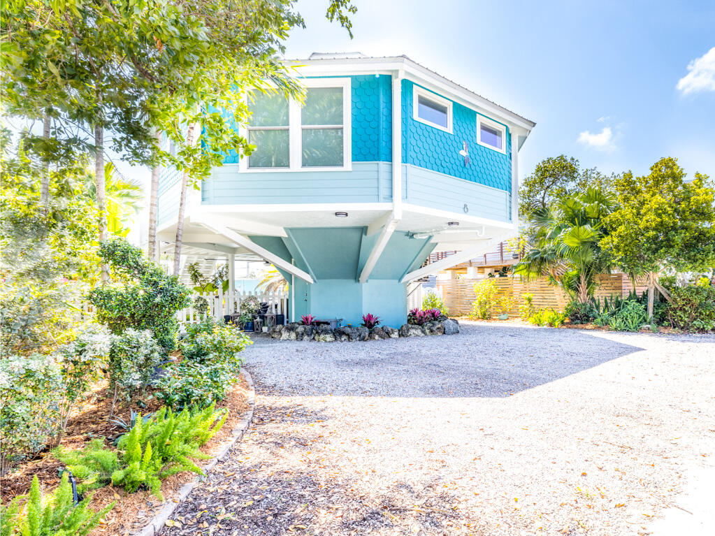 Big Coppitt, Florida, 33040, United States, 2 Bedrooms Bedrooms, ,2 BathroomsBathrooms,Residential,For Sale,1990333