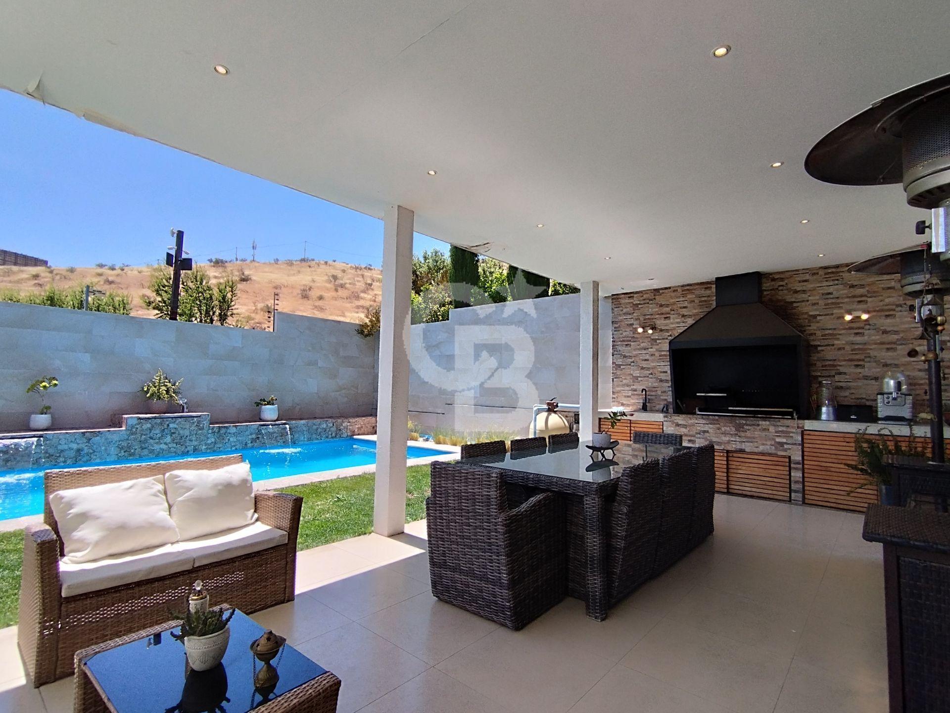 Colina, Chile, 5 Bedrooms Bedrooms, ,4 BathroomsBathrooms,Residential,For Sale,1998883