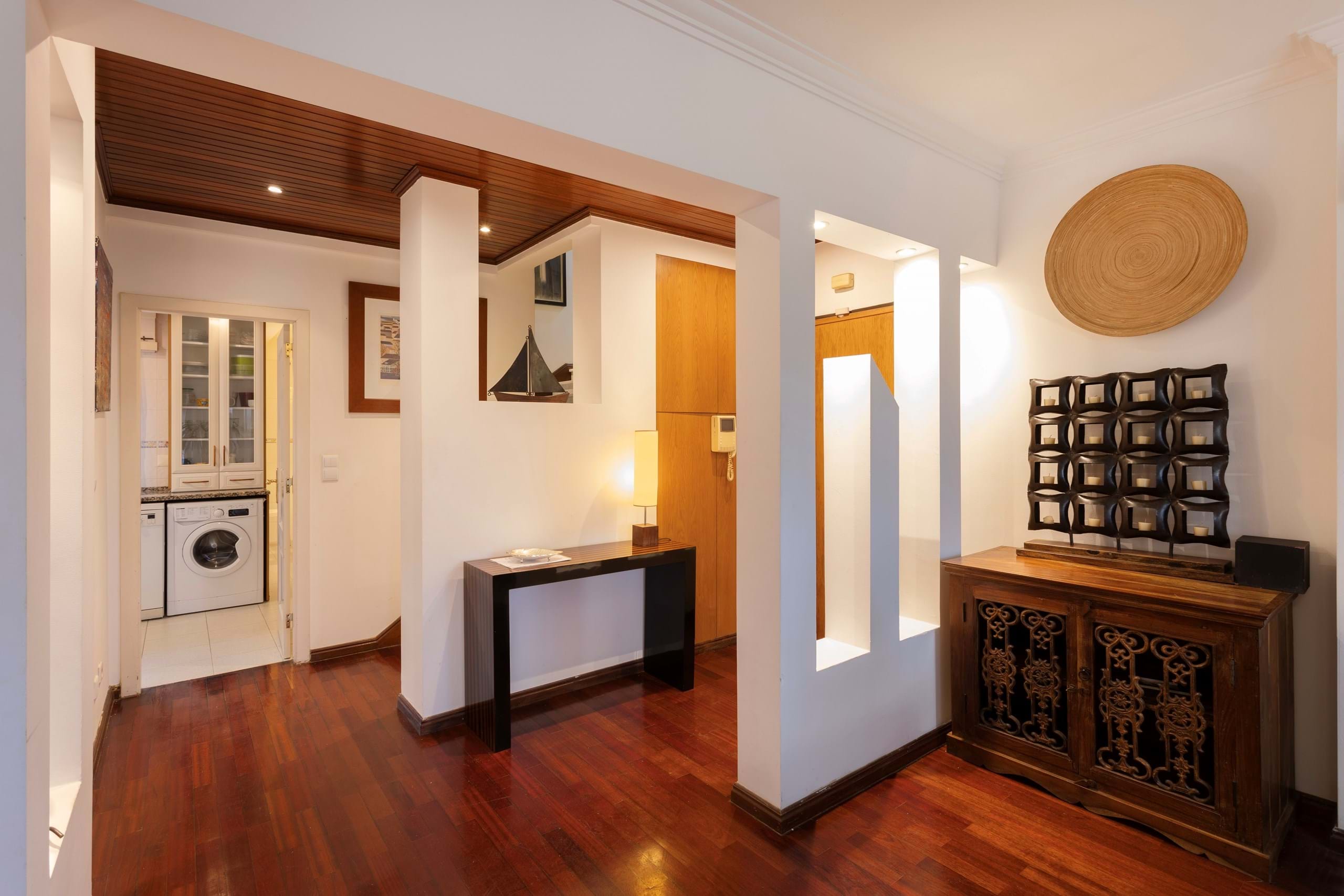 Lisboa, Lisbon, 1070-071, PT, 4 Bedrooms Bedrooms, ,3 BathroomsBathrooms,Residential,For Sale,1735800