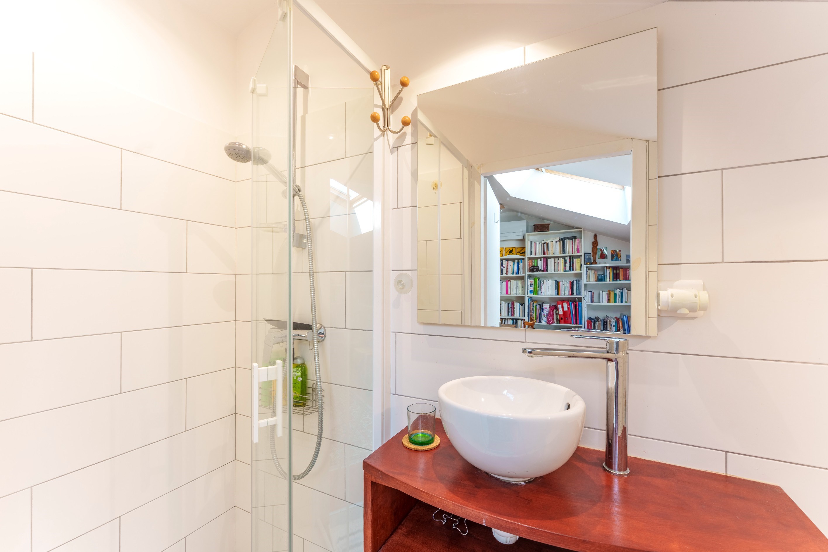  Architect-designed villa with a “seaside” feel, featuring a pool and a separate… - 物件實景
