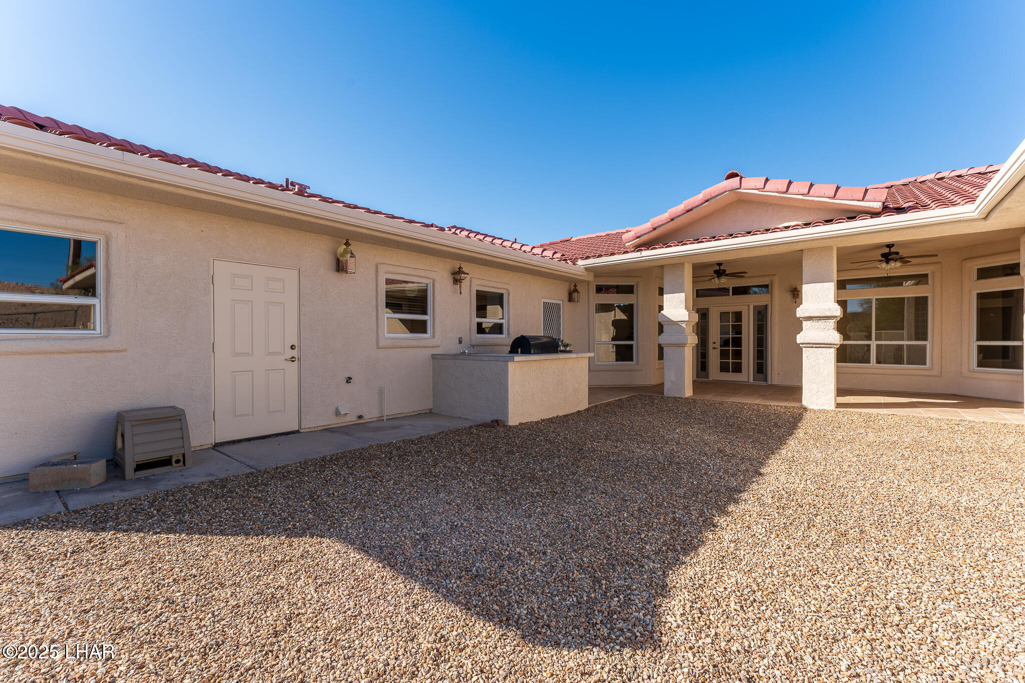 Lake Havasu City, Arizona, 86406, United States, 3 Bedrooms Bedrooms, ,2 BathroomsBathrooms,Residential,For Sale,1846694