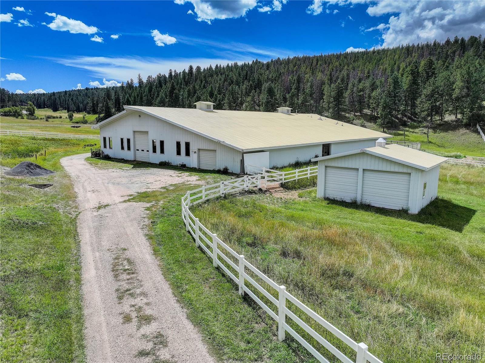Evergreen, Colorado, 80439, United States, 2 Bedrooms Bedrooms, ,4 BathroomsBathrooms,Residential,For Sale,1951155