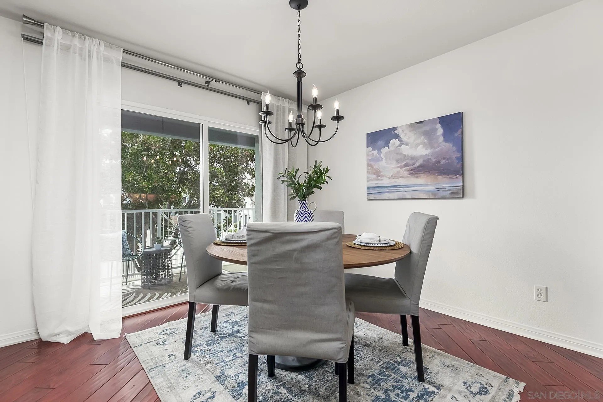 San Diego, California, 92106, United States, 2 Bedrooms Bedrooms, ,3 BathroomsBathrooms,Residential,For Sale,1919740