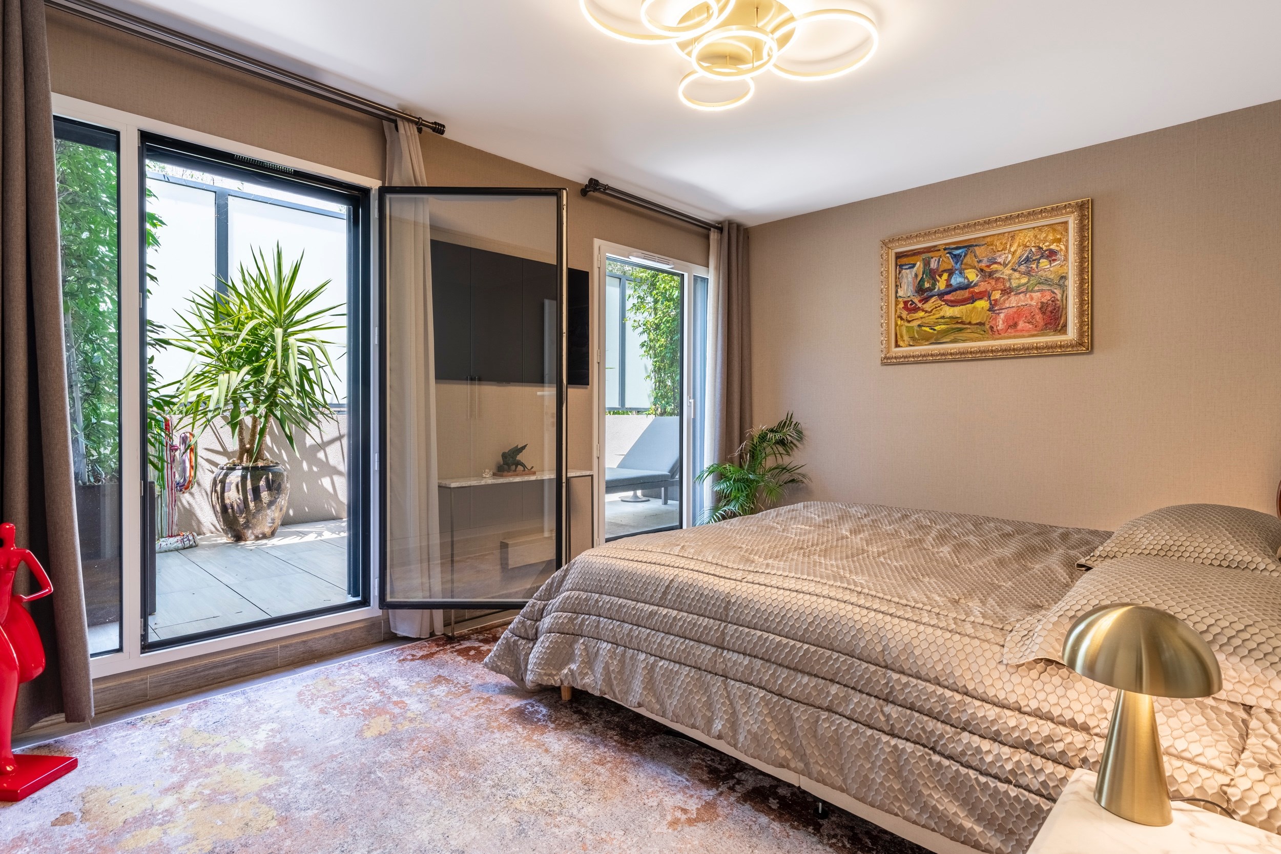  Luxury apartment with terrace, pool and sea glimpse for sale in Èze near Monaco - 物件實景